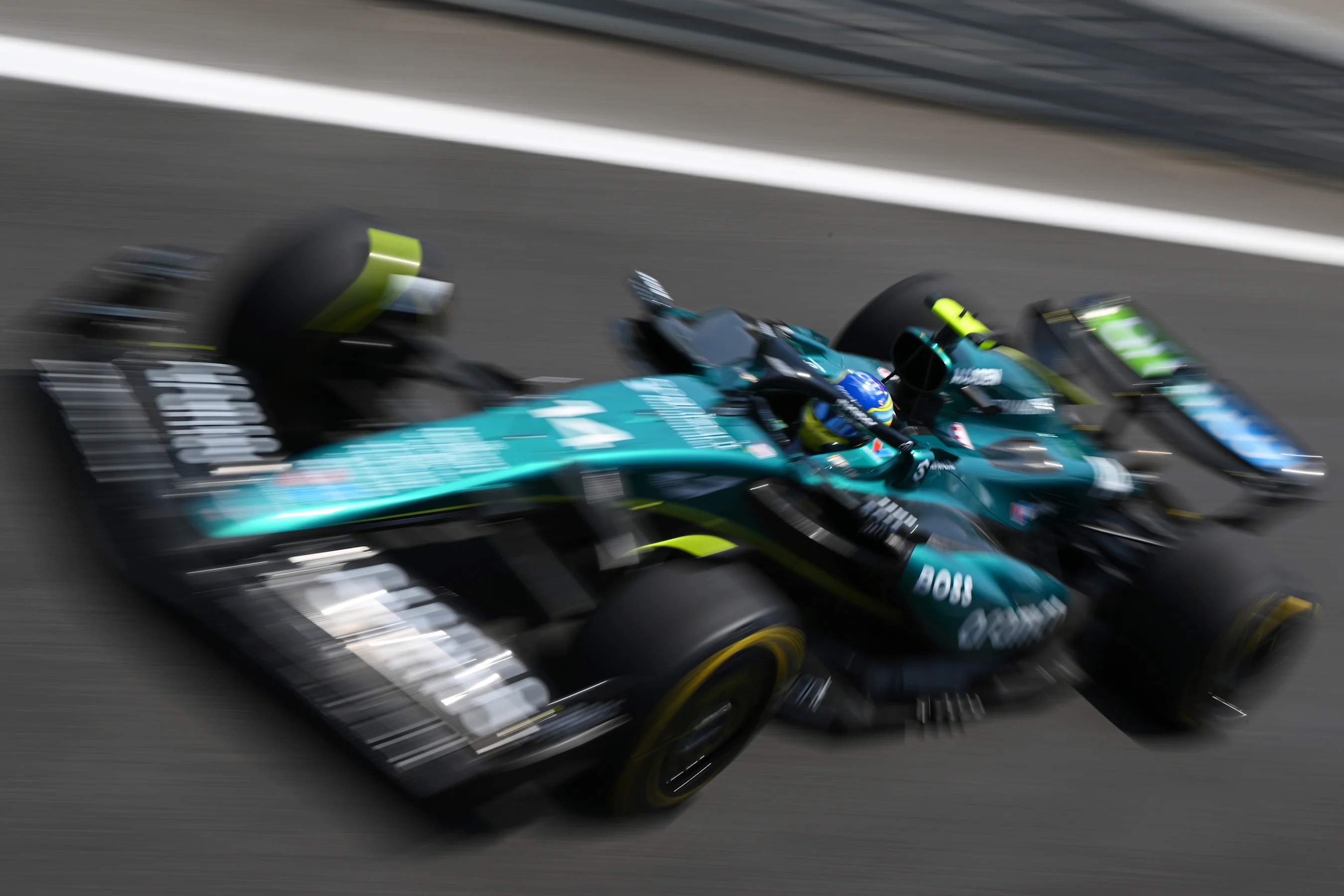 SAO PAULO, BRAZIL - NOVEMBER 01: Fernando Alonso of Spain driving the (14) Aston Martin AMR24