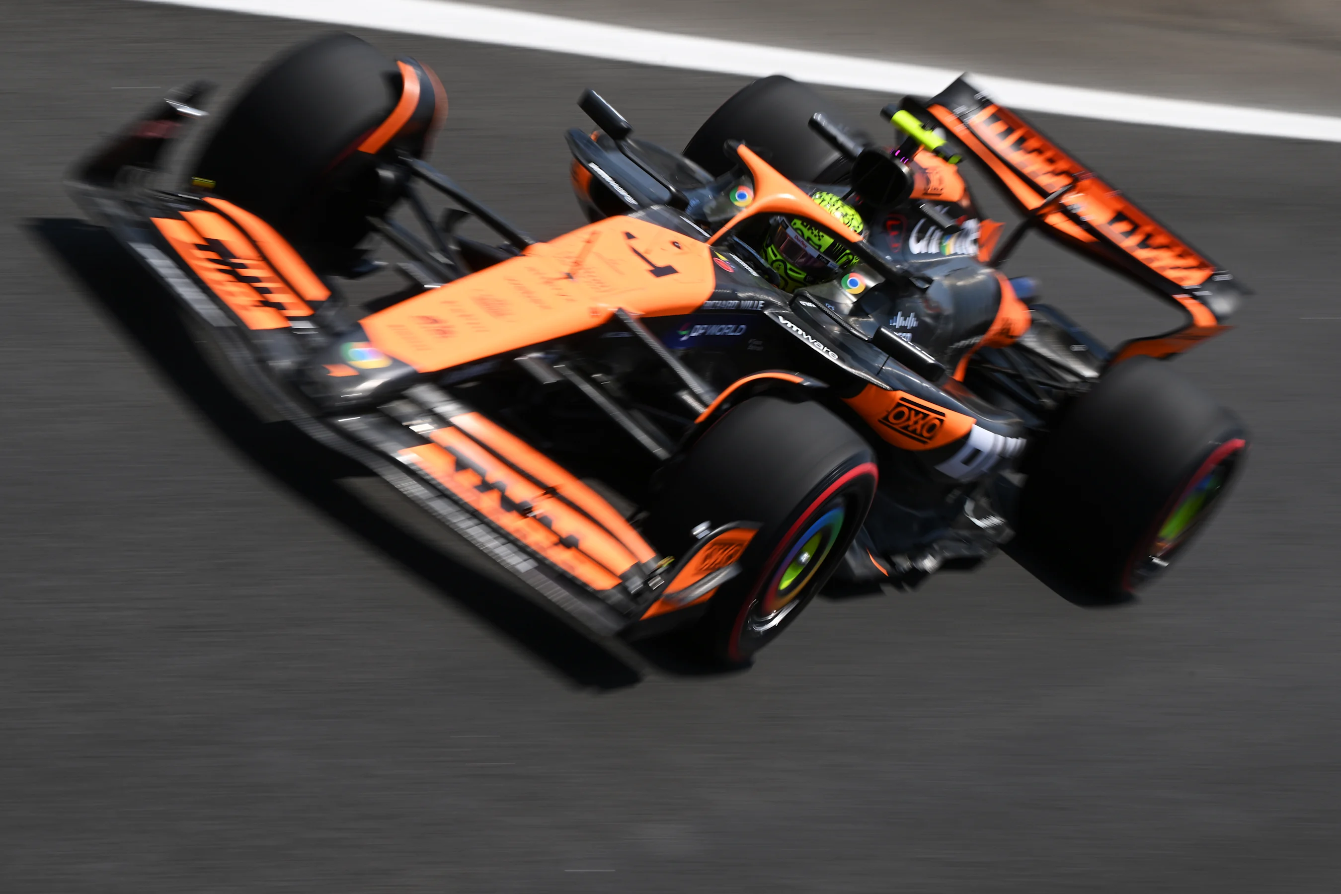 SAO PAULO, BRAZIL - NOVEMBER 01: Lando Norris of Great Britain driving the (4) McLaren MCL38