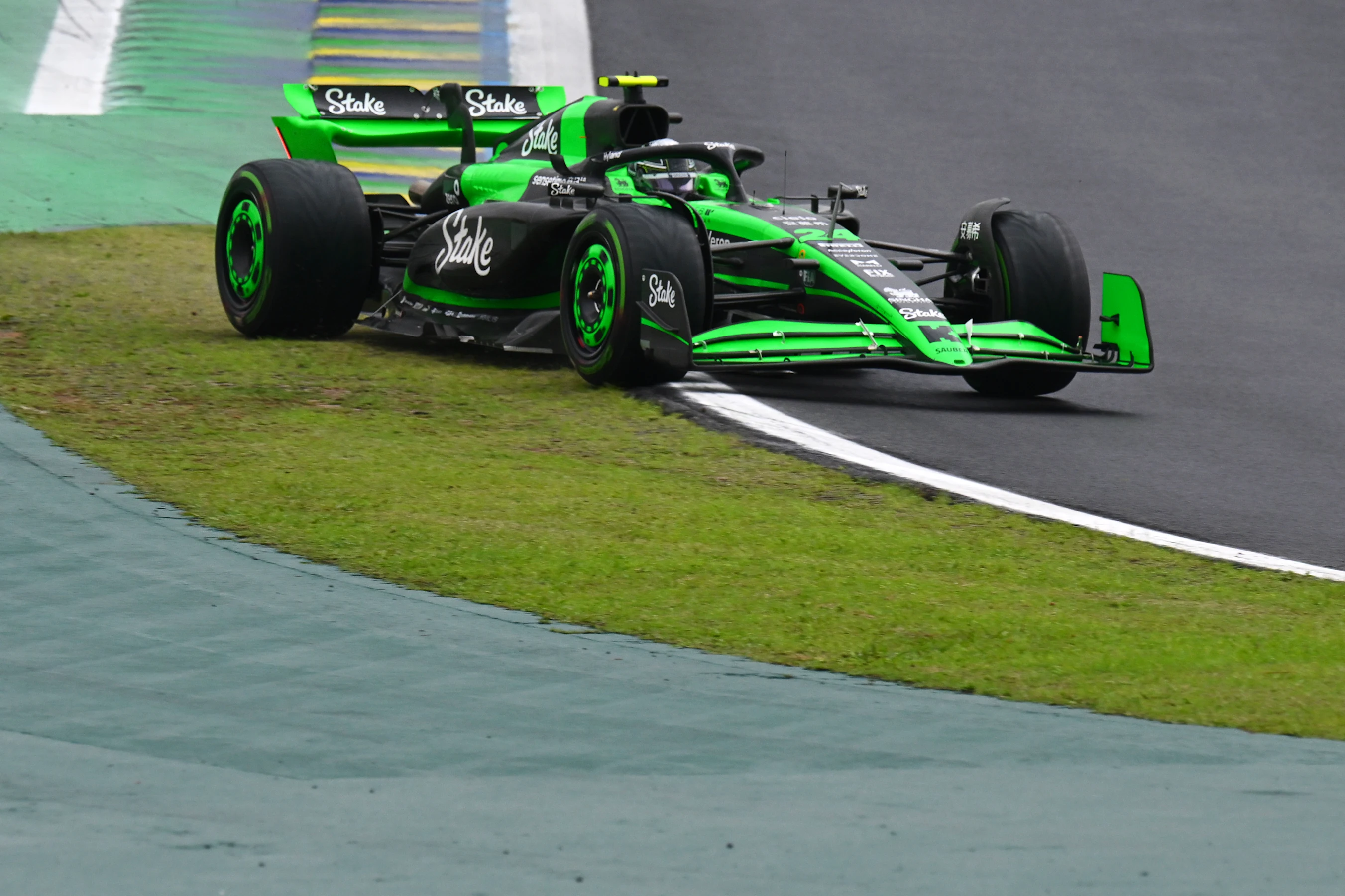 SAO PAULO, BRAZIL - NOVEMBER 03: Zhou Guanyu of China driving the (24) Kick Sauber C44 Ferrari runs