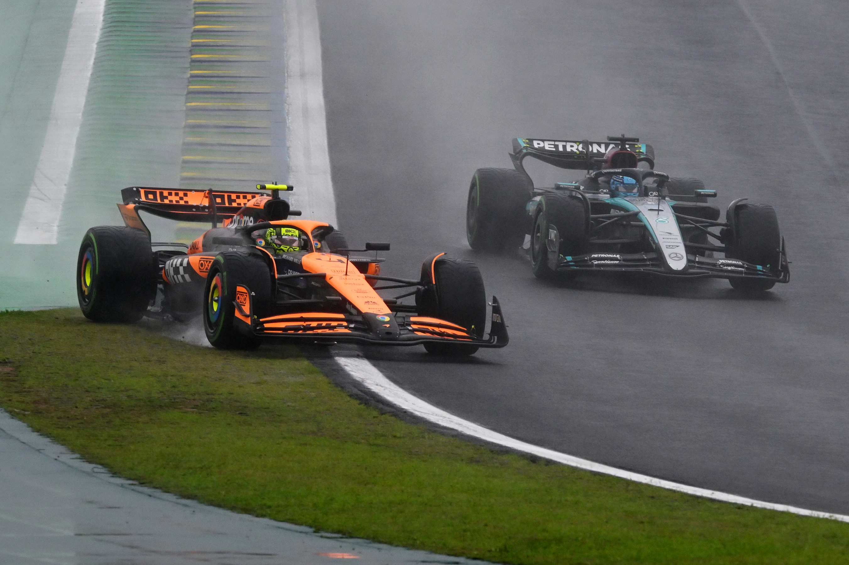 SAO PAULO, BRAZIL - NOVEMBER 03: Lando Norris of Great Britain driving the (4) McLaren MCL38