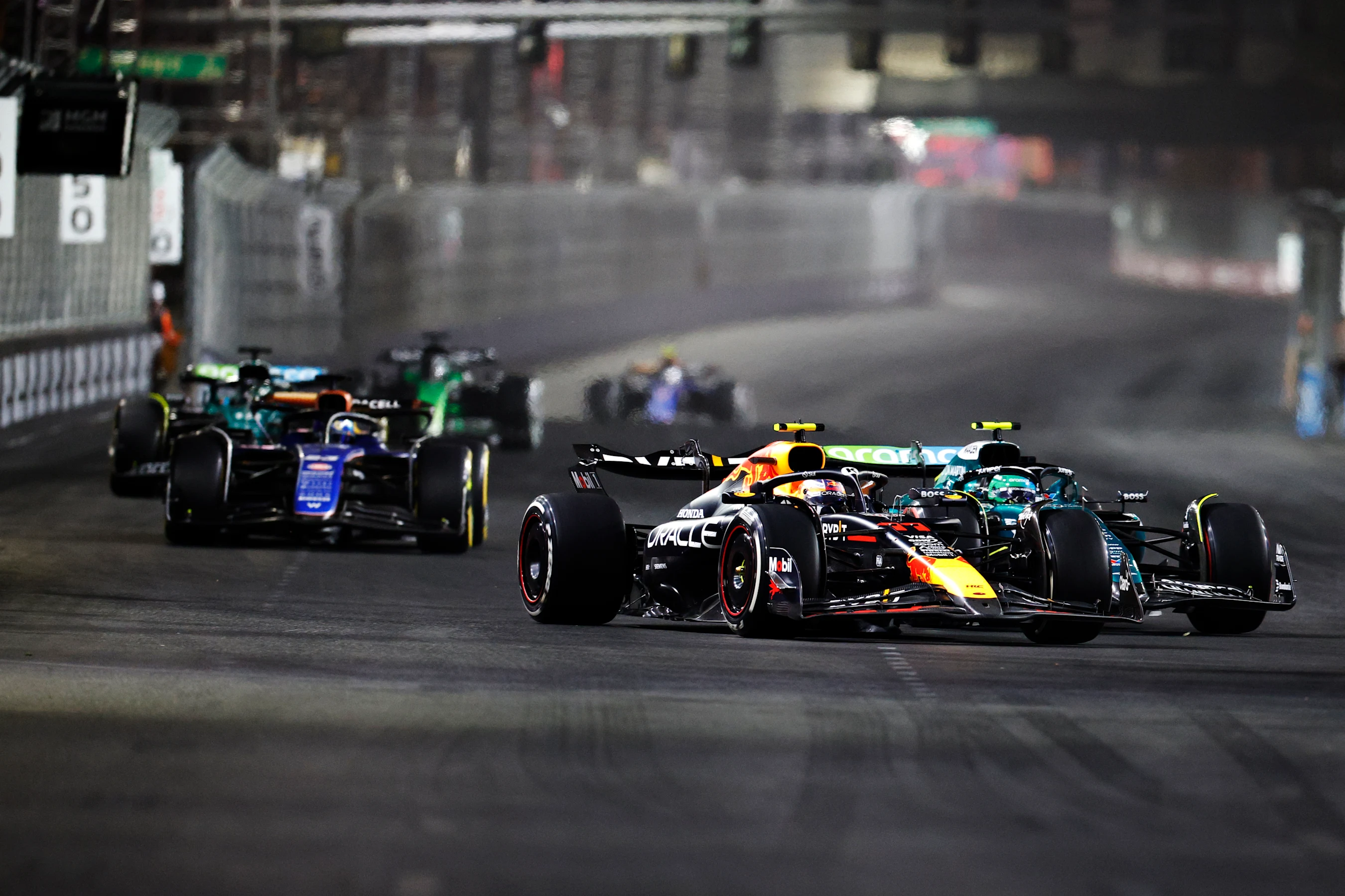 LAS VEGAS, NEVADA - NOVEMBER 23: Sergio Perez of Mexico driving the (11) Oracle Red Bull Racing