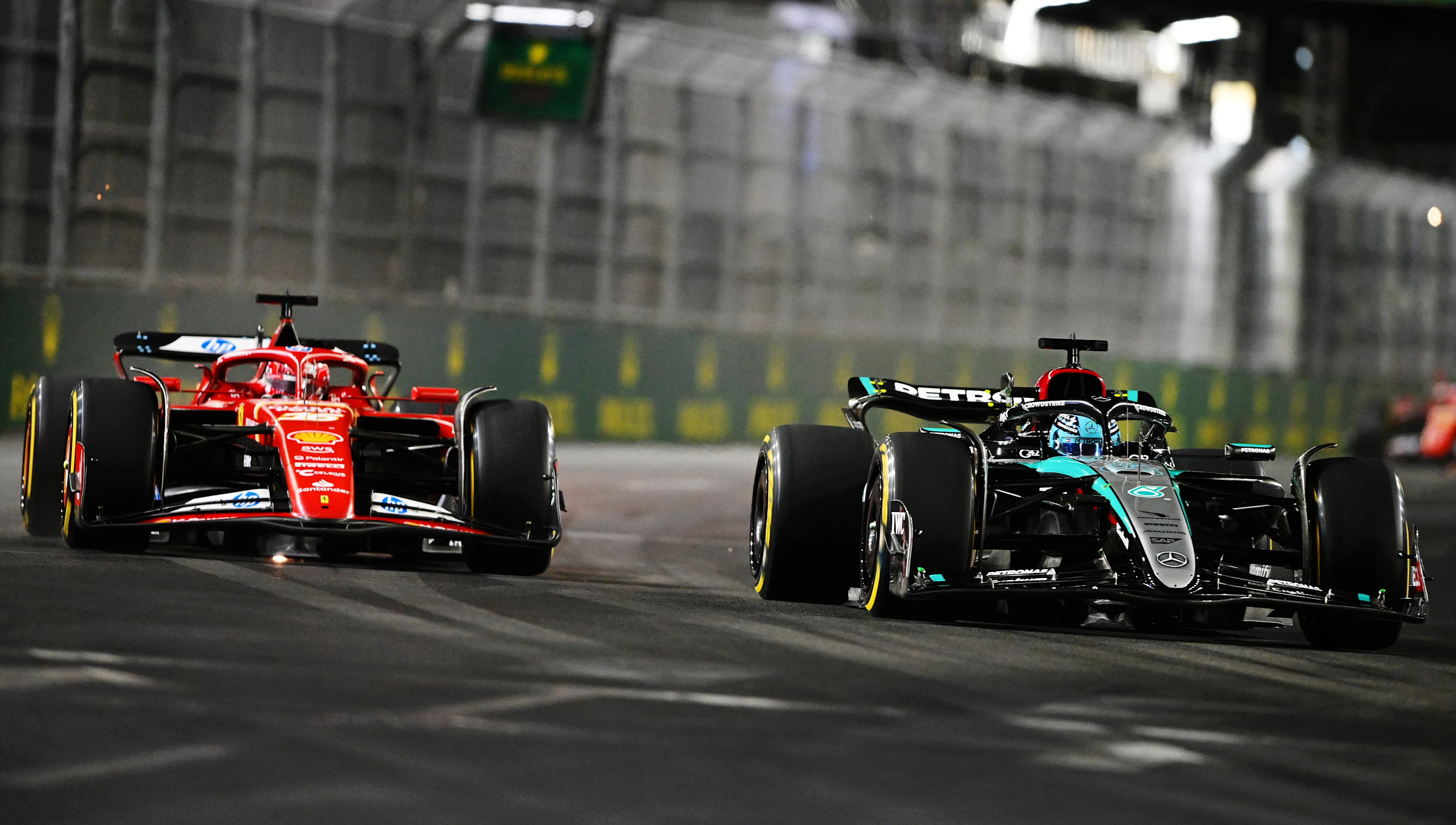 LAS VEGAS, NEVADA - NOVEMBER 23: George Russell of Great Britain driving the (63) Mercedes AMG
