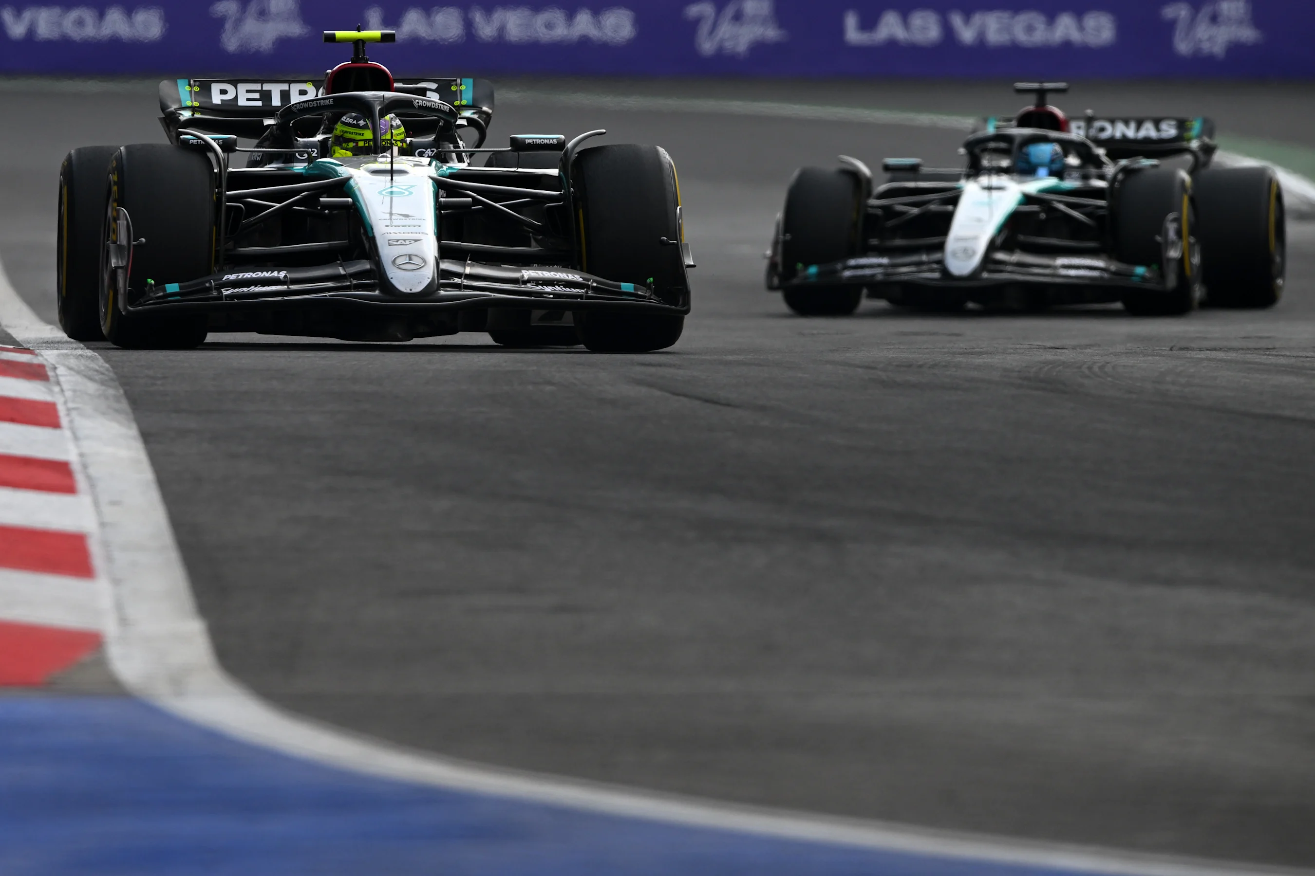 MEXICO CITY, MEXICO - OCTOBER 27: Lewis Hamilton of Great Britain driving the (44) Mercedes AMG