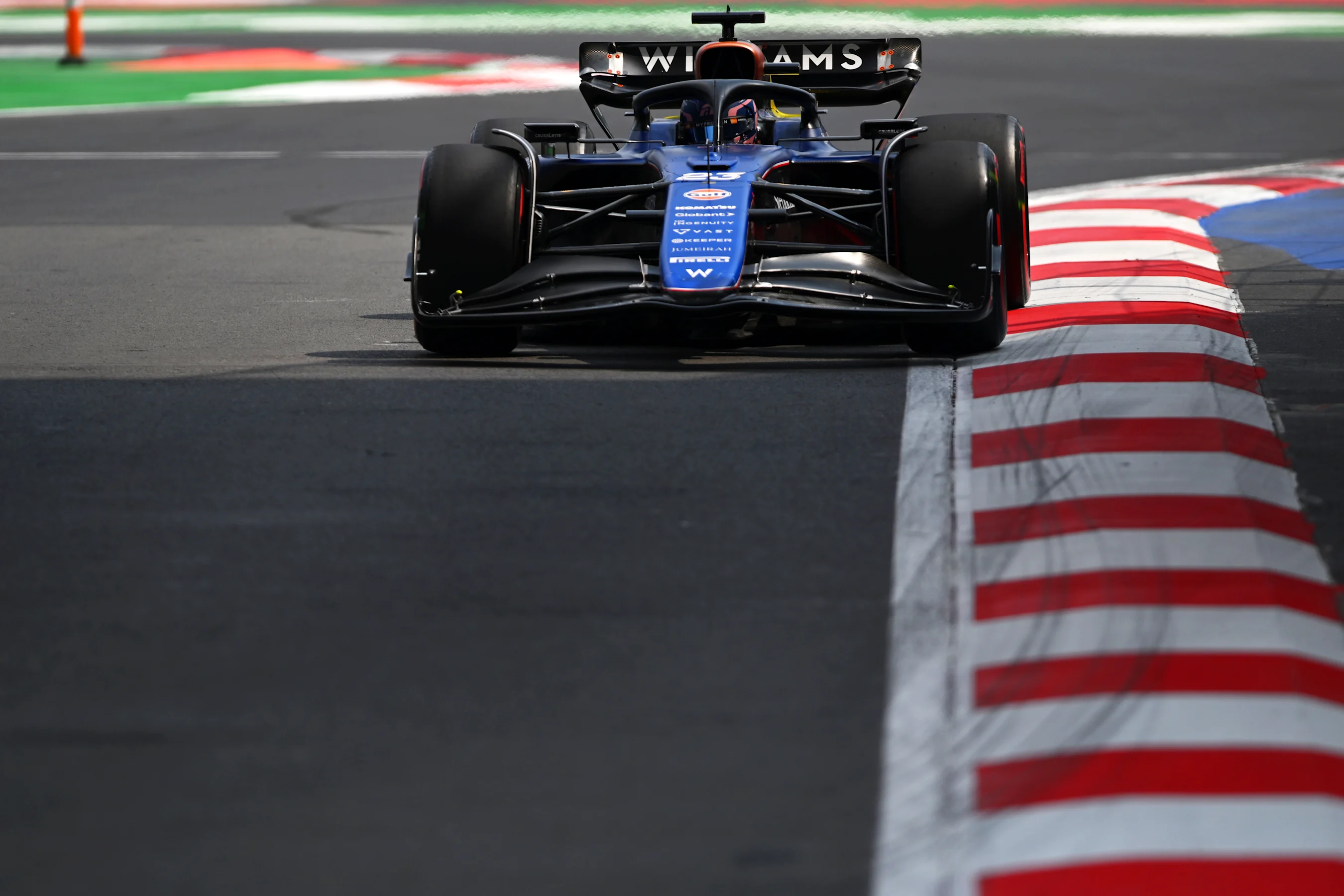 MEXICO CITY, MEXICO - OCTOBER 26: Alexander Albon of Thailand driving the (23) Williams FW46
