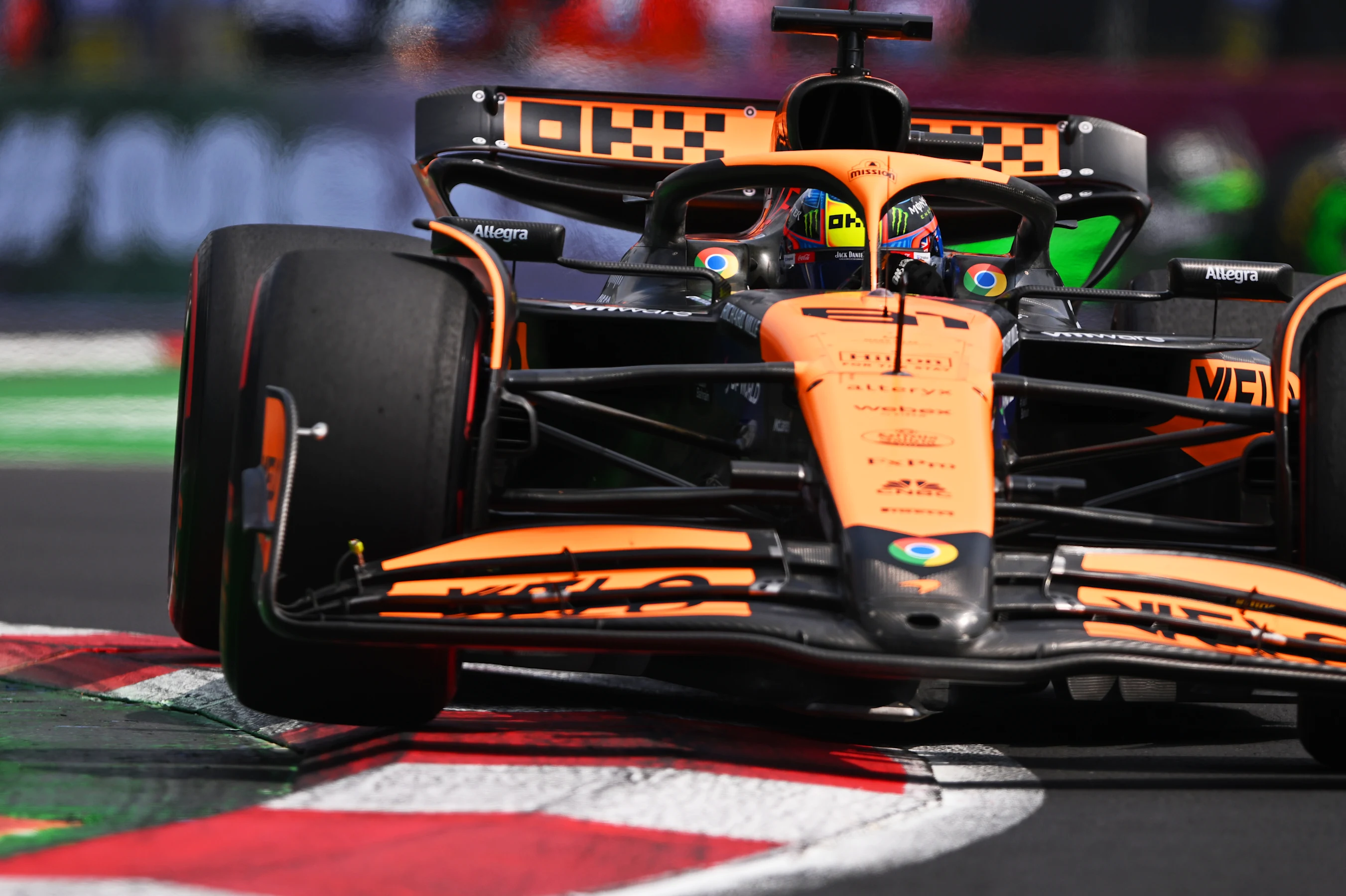 MEXICO CITY, MEXICO - OCTOBER 26: Oscar Piastri of Australia driving the (81) McLaren MCL38