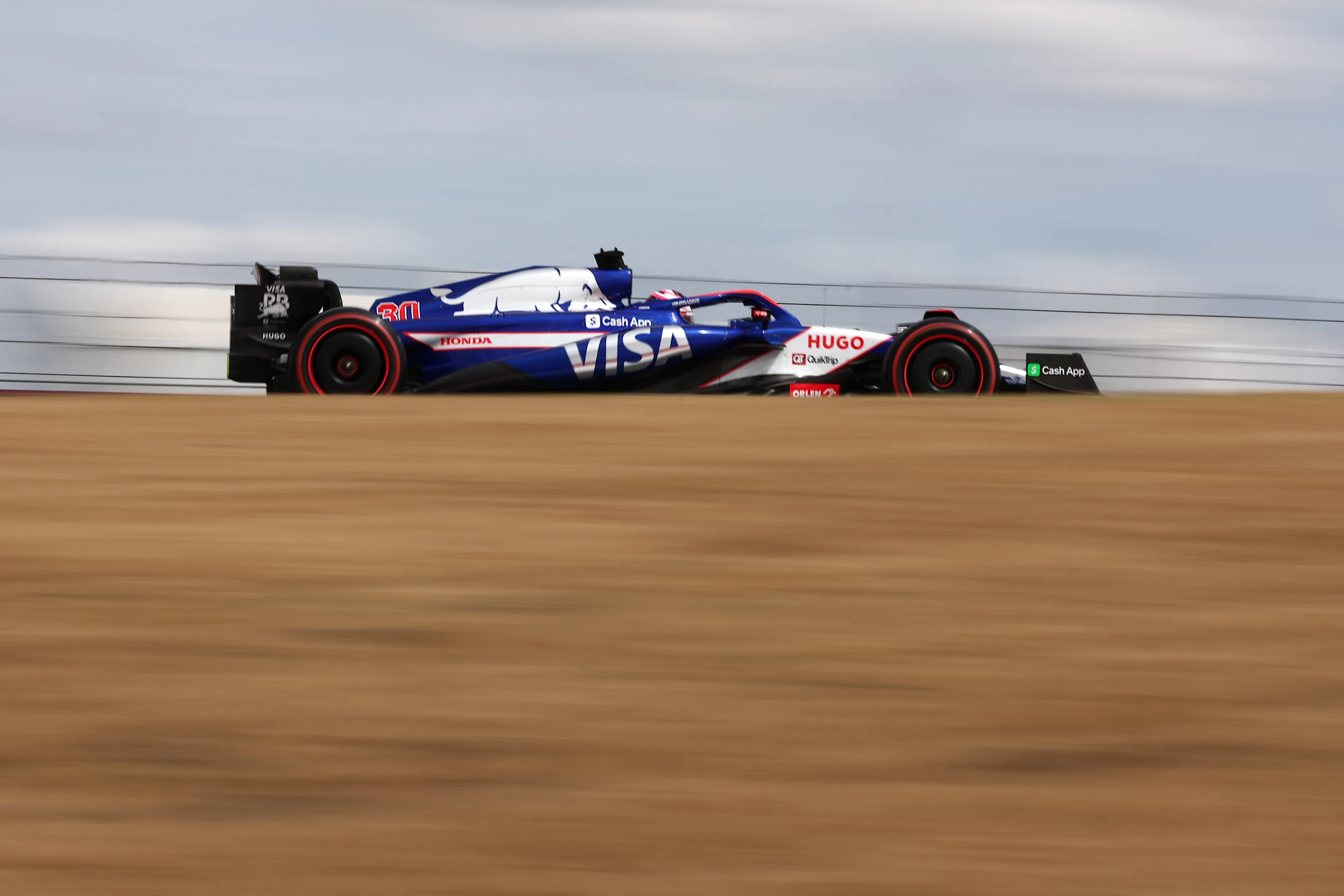 AUSTIN, TEXAS - OCTOBER 18: Liam Lawson of New Zealand driving the (30) Visa Cash App RB VCARB 01