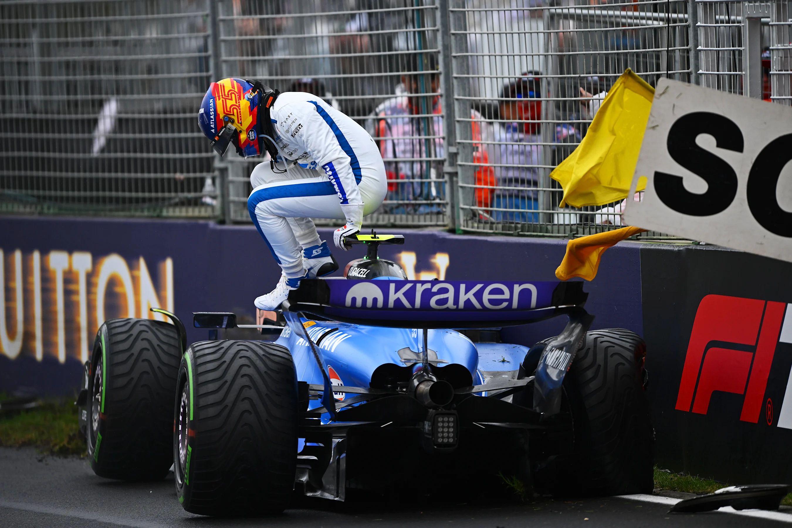 MELBOURNE, AUSTRALIA - MARCH 16: Carlos Sainz of Spain driving the (55) Williams FW47 Mercedes