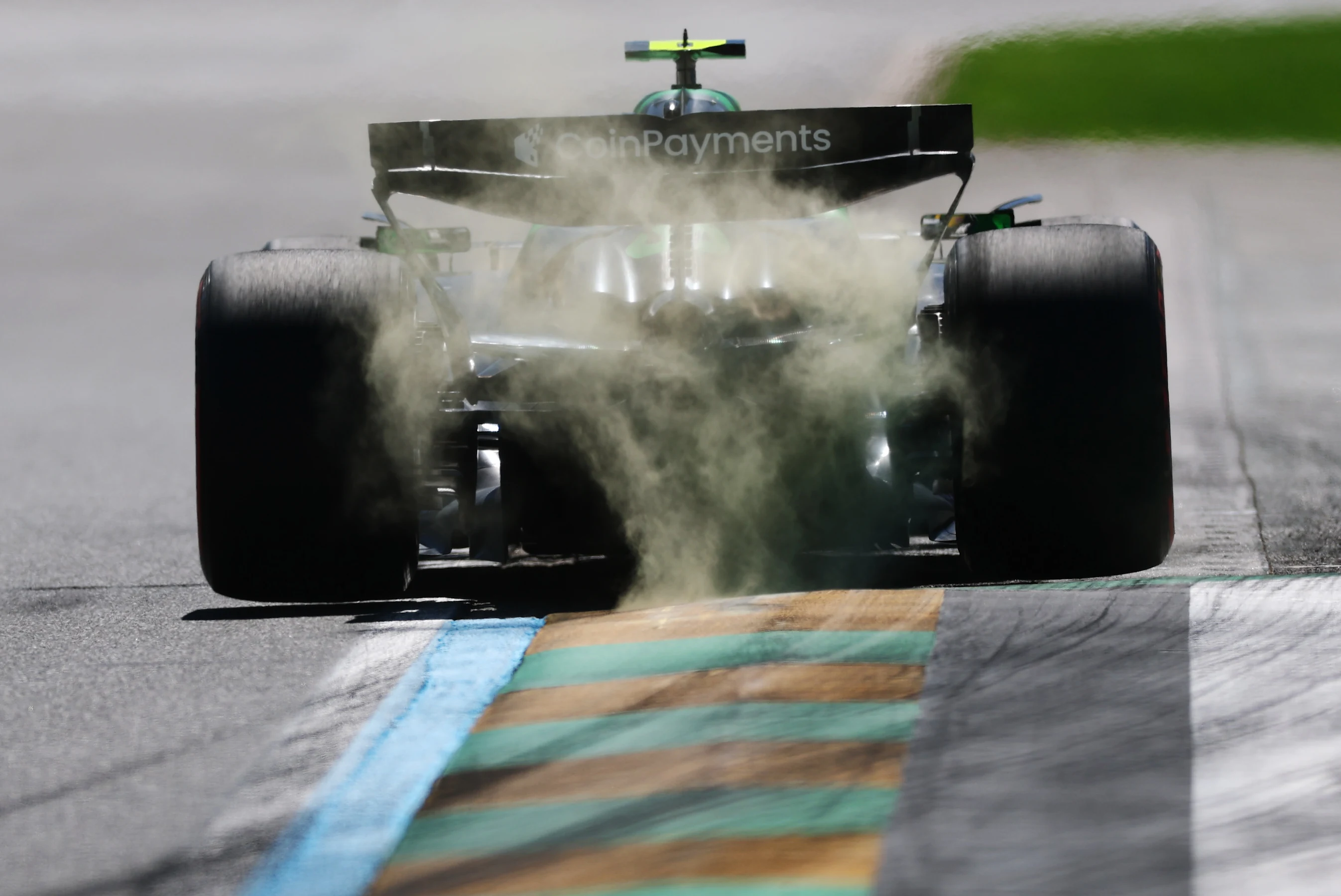 MELBOURNE, AUSTRALIA - MARCH 14: Gabriel Bortoleto of Brazil driving the (5) Kick Sauber C45