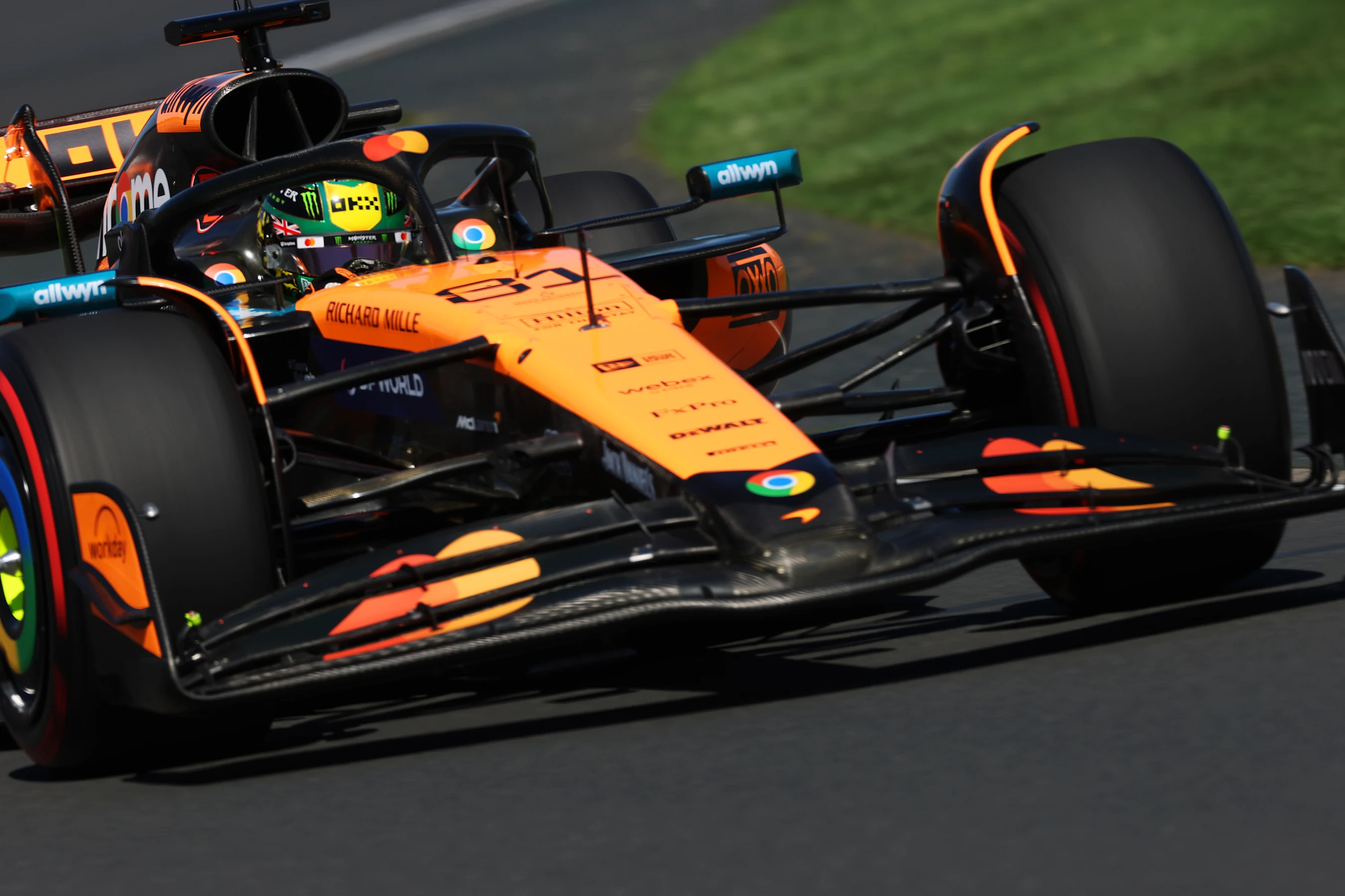MELBOURNE, AUSTRALIA - MARCH 14: Oscar Piastri of Australia driving the (81) McLaren MCL39 Mercedes