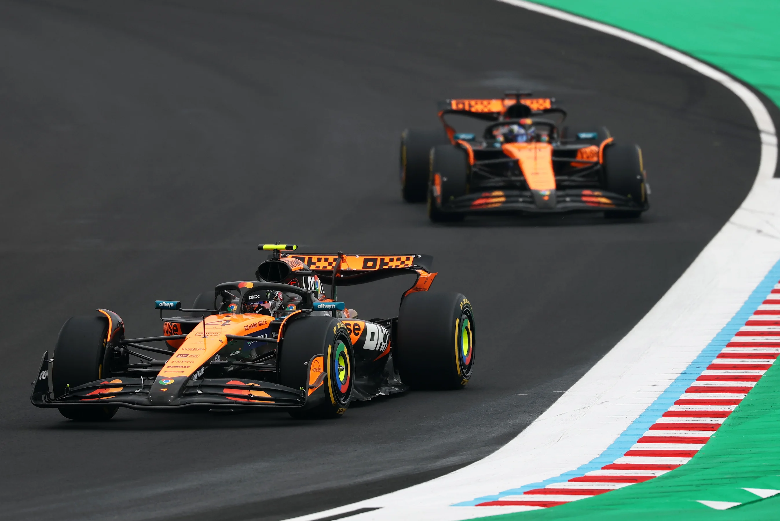 SUZUKA, JAPAN - APRIL 06: Lando Norris of Great Britain driving the (4) McLaren MCL39 Mercedes