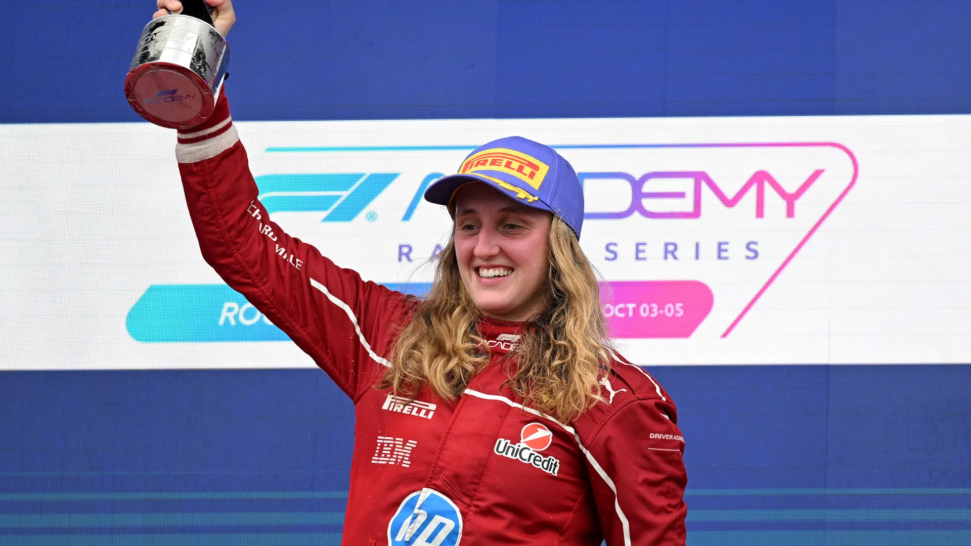 Maya Weug Wins Thrilling Singapore Race After Last Lap Overtake