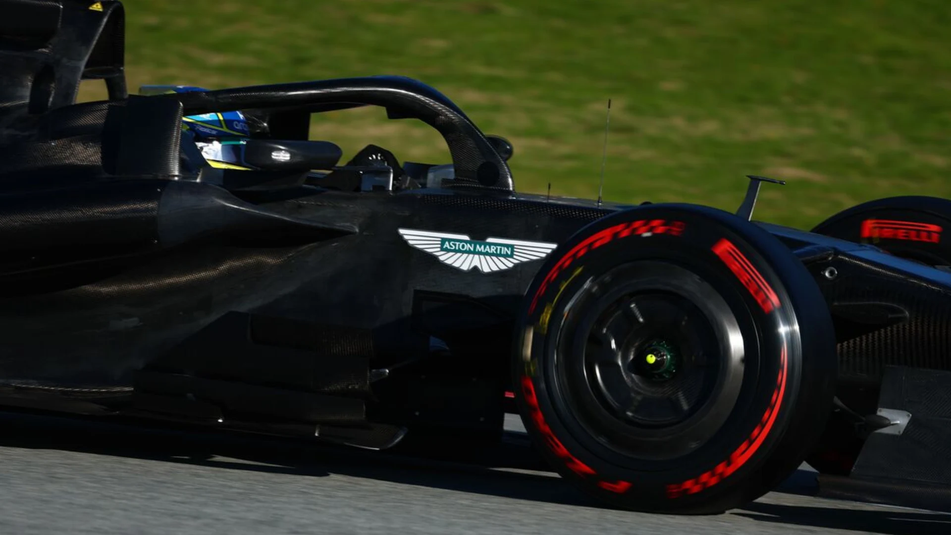 Aston Martin Unveils 2026 F1 Livery in Live Launch Event