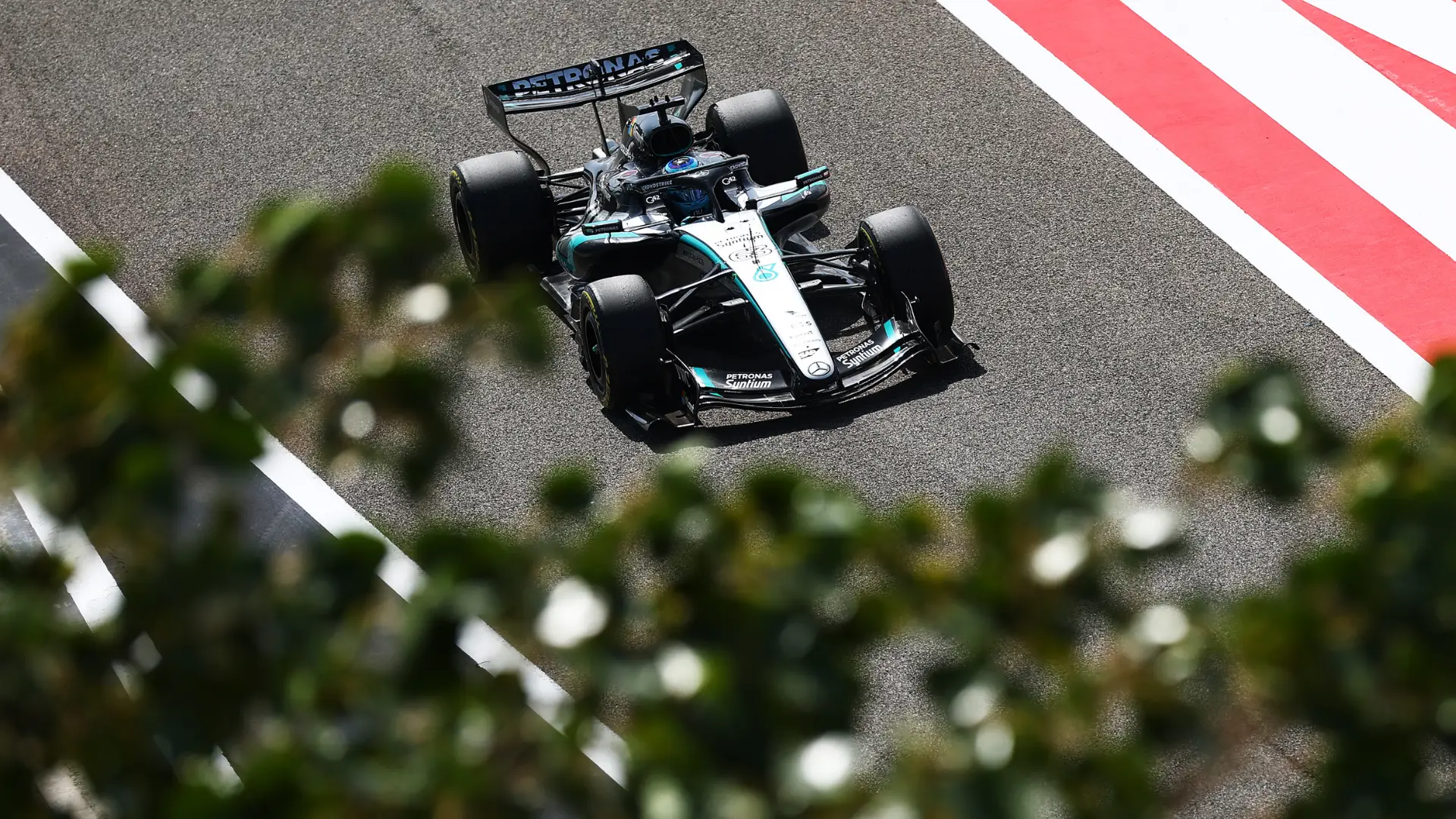 AS IT HAPPENED: Day 2 of pre-season testing in Bahrain