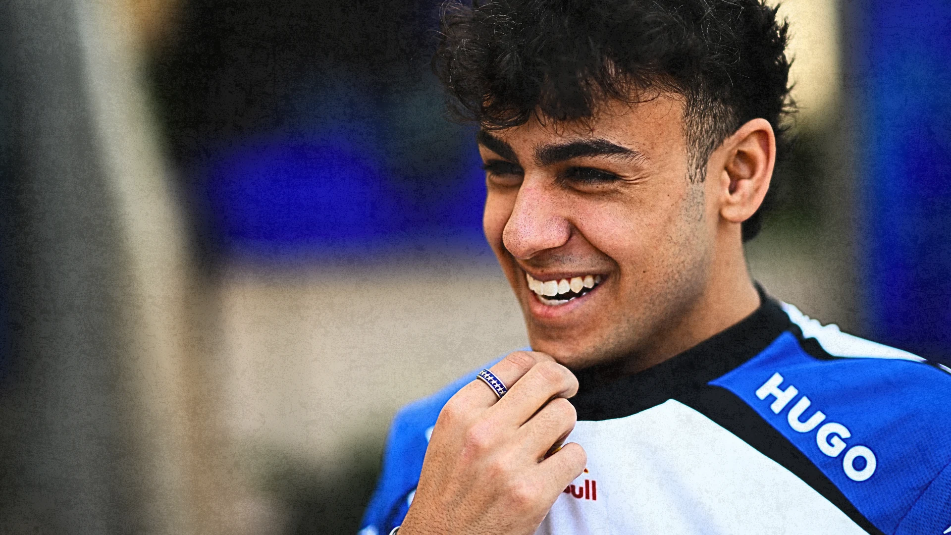 린드블라드가 사진으로 자신의 F1 입성 여정을 되돌아봅니다.