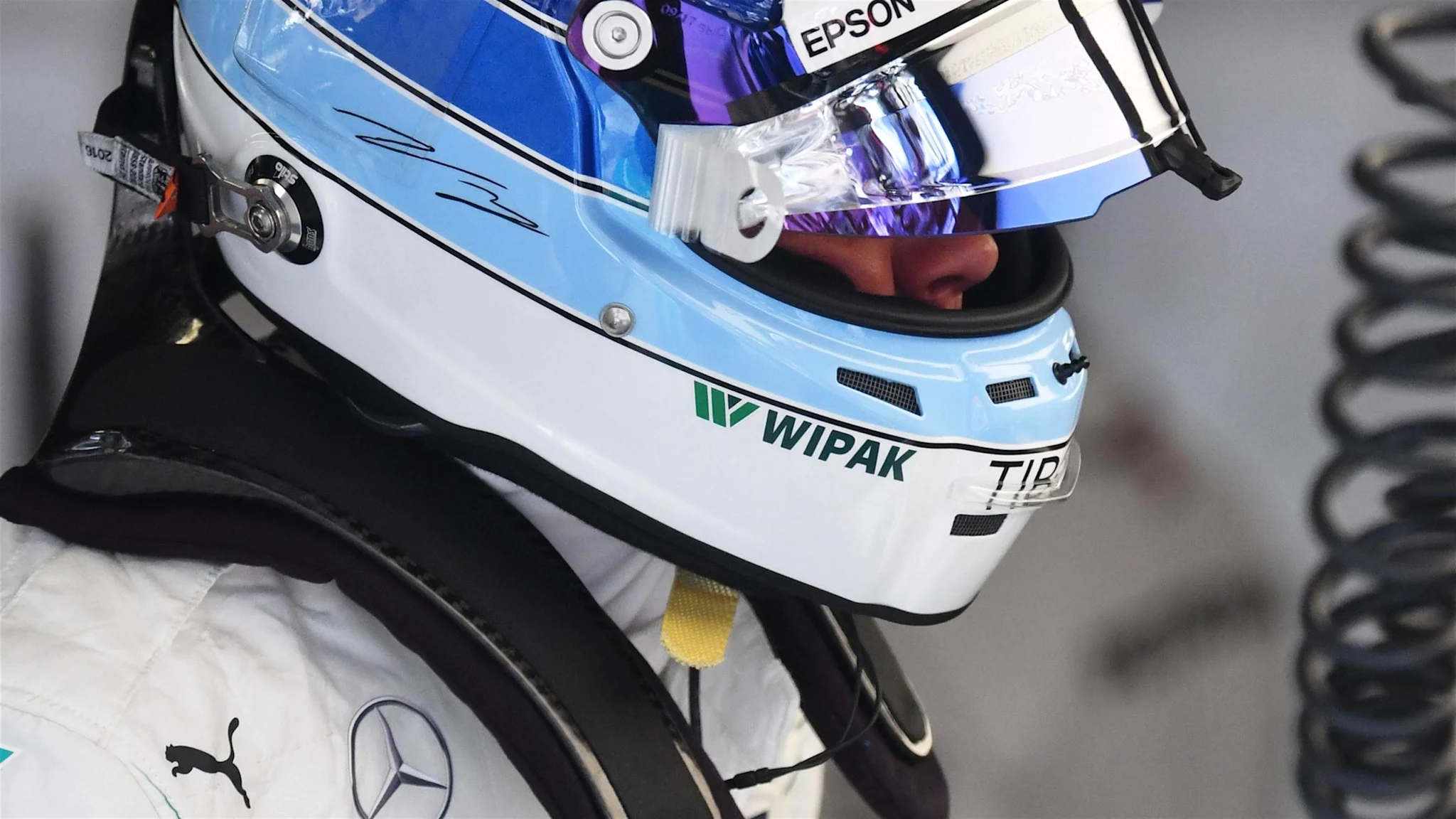 Six times F1 drivers have worn tribute helmets