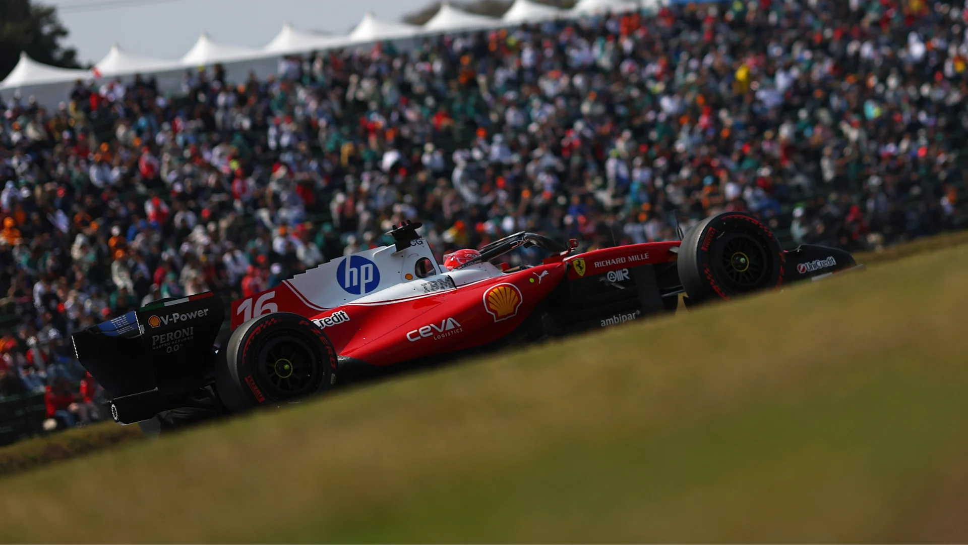 LIVE COVERAGE: Antonelli beats Russell to Japanese GP pole