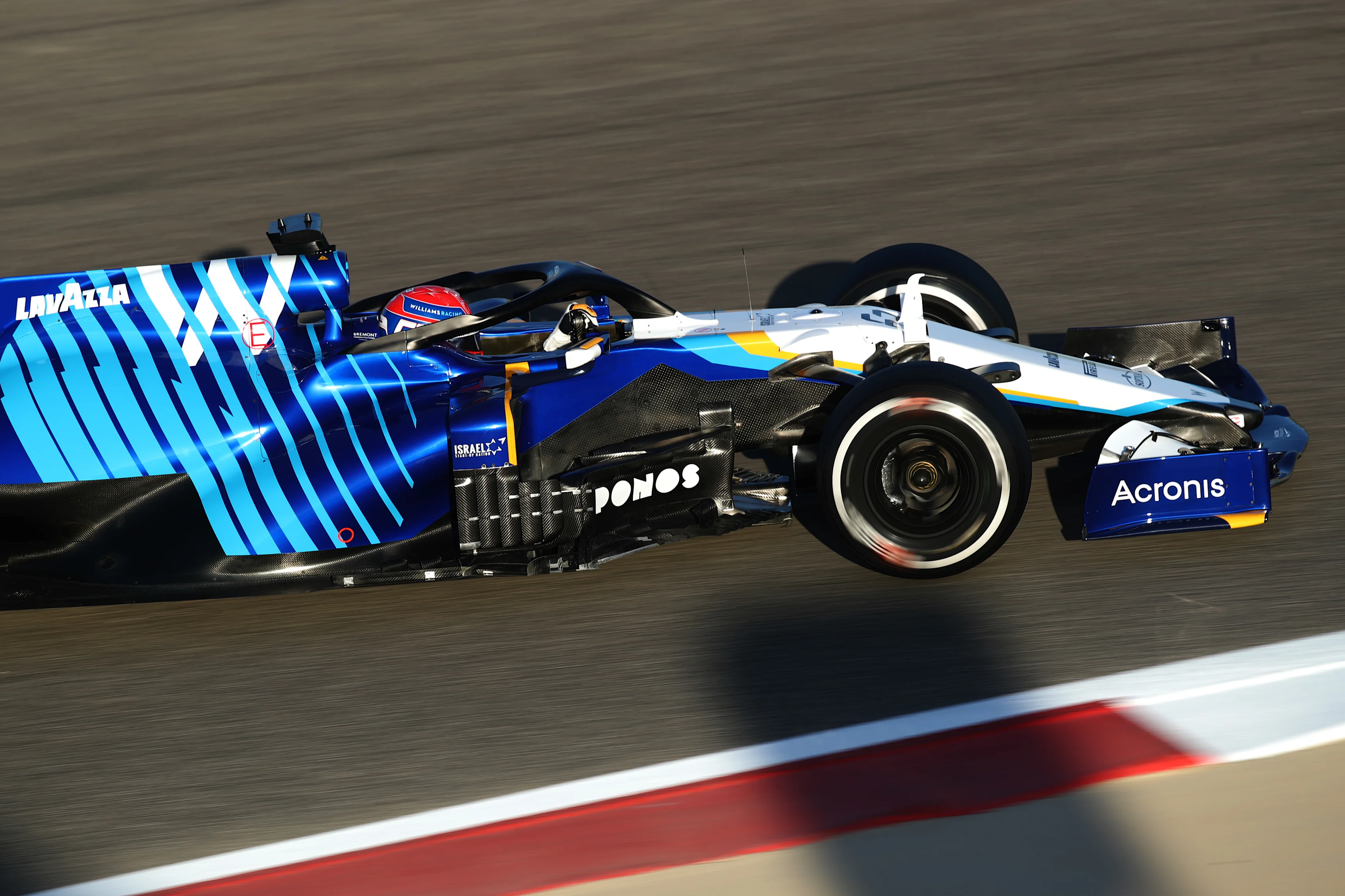 BAHRAIN, BAHRAIN - MARCH 14: George Russell of Great Britain driving the (63) Williams Racing FW43B