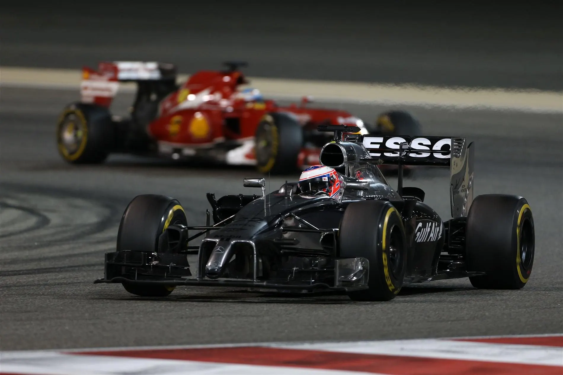 Jenson Button (GBR) McLaren MP4-29. Formula One World Championship, Rd3, Bahrain Grand Prix, Race, Bahrain International Circuit, Sakhir, Bahrain, Sunday, 6 April 2014