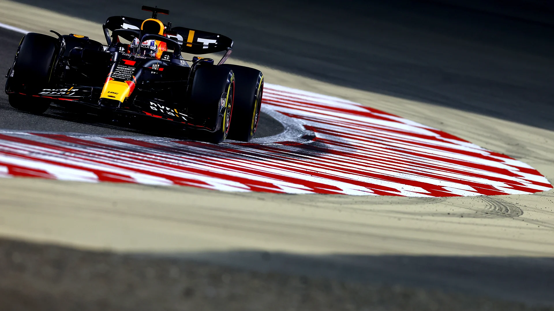verstappen-testing-1.png