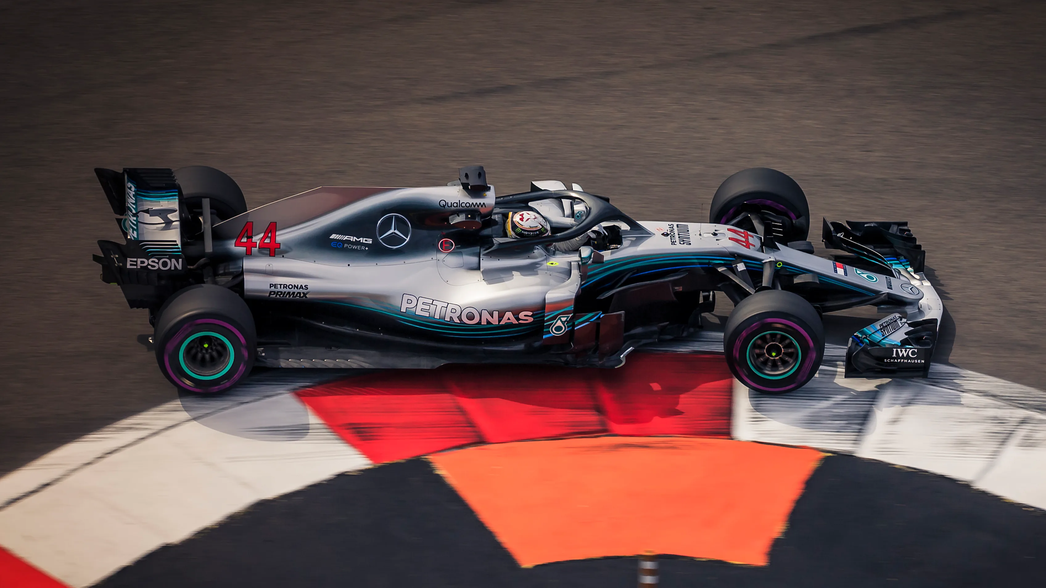 www.sutton-images.com
Lewis Hamilton, Mercedes AMG F1 W09 EQ Power+ at Formula One World