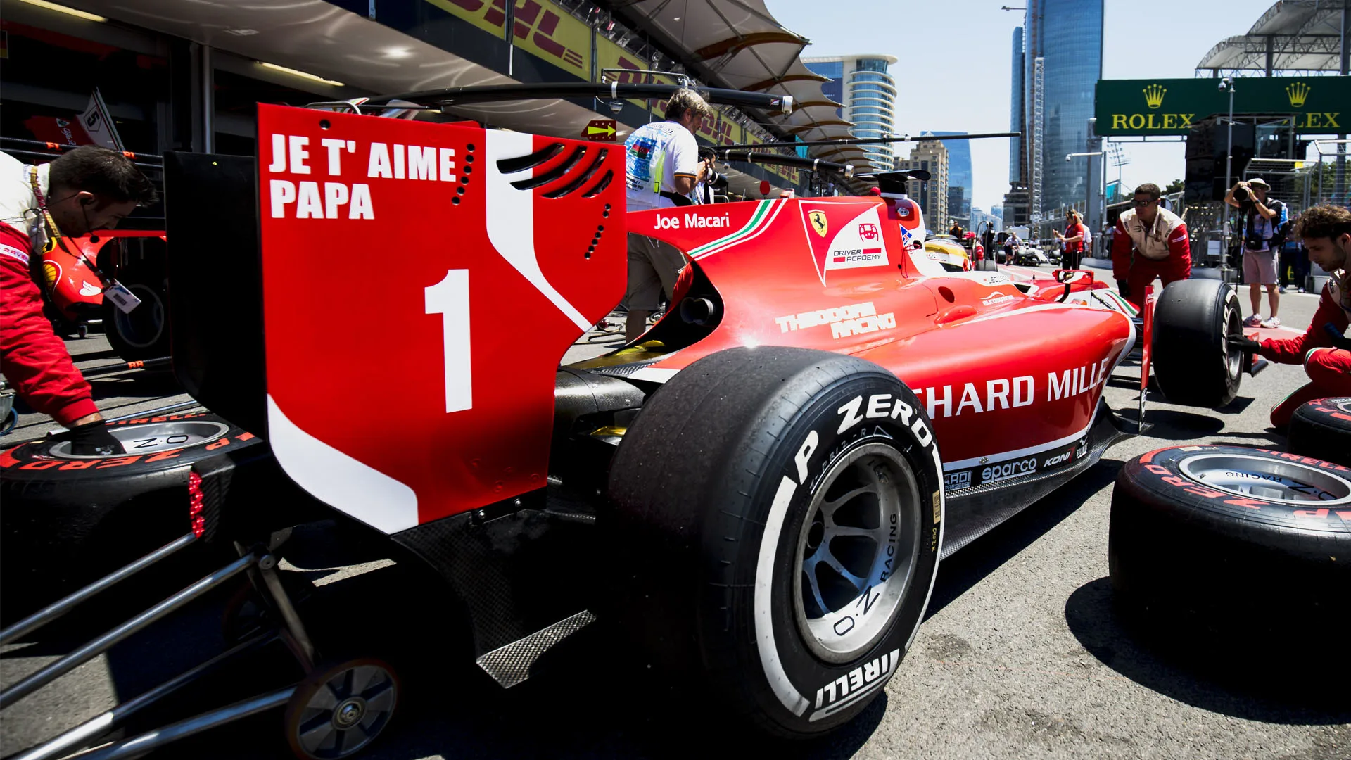 Leclerc dad rear