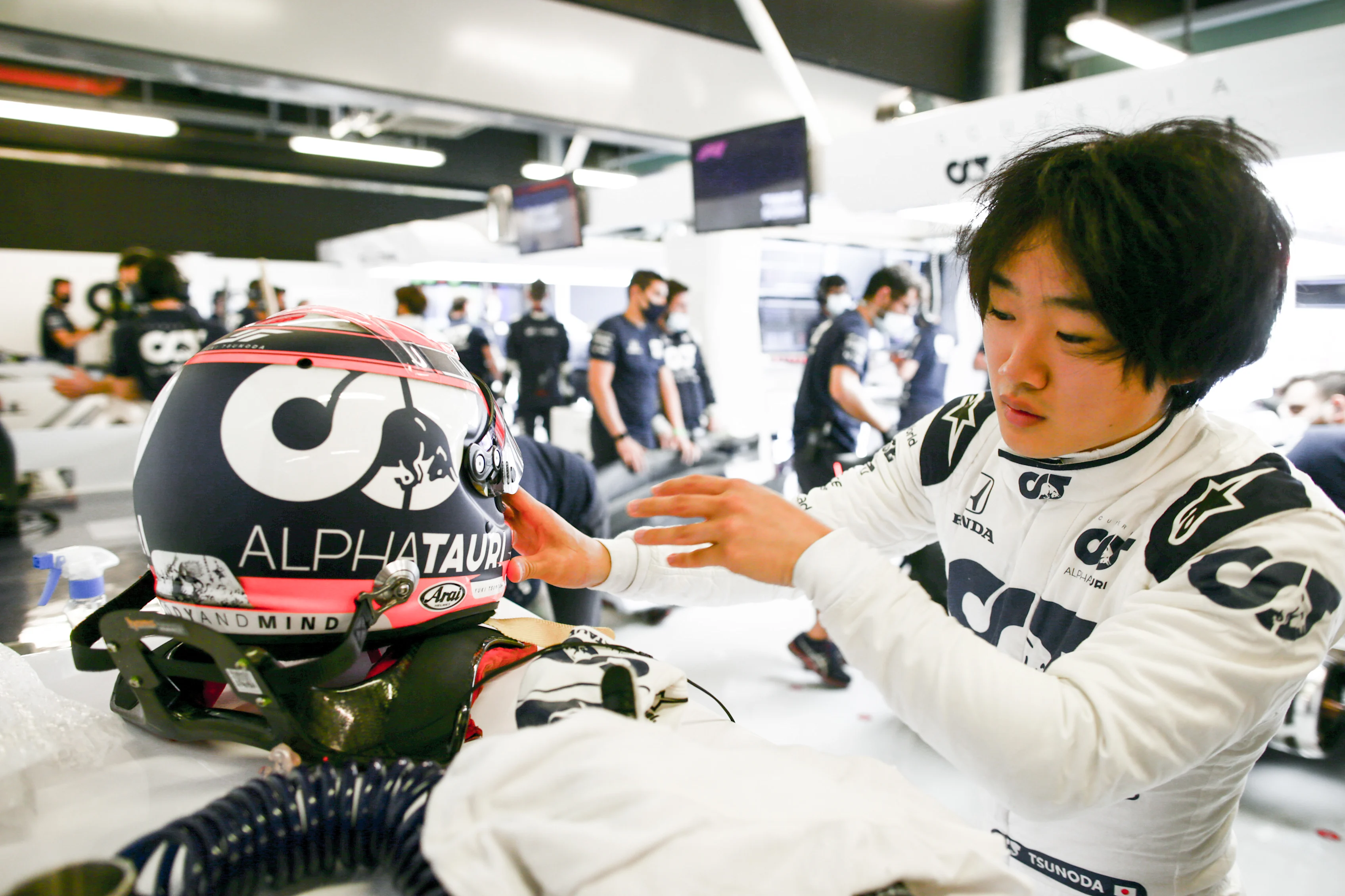 ABU DHABI, UNITED ARAB EMIRATES - DECEMBER 15: Yuki Tsunoda of Scuderia AlphaTauri and Japan