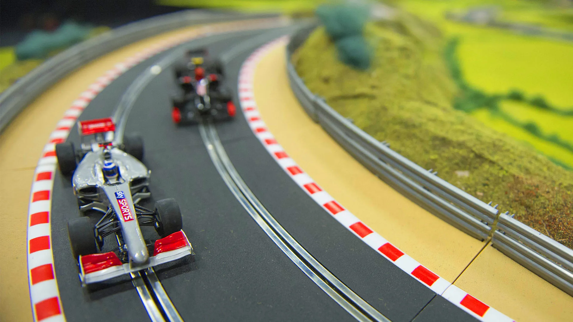 cars racing the