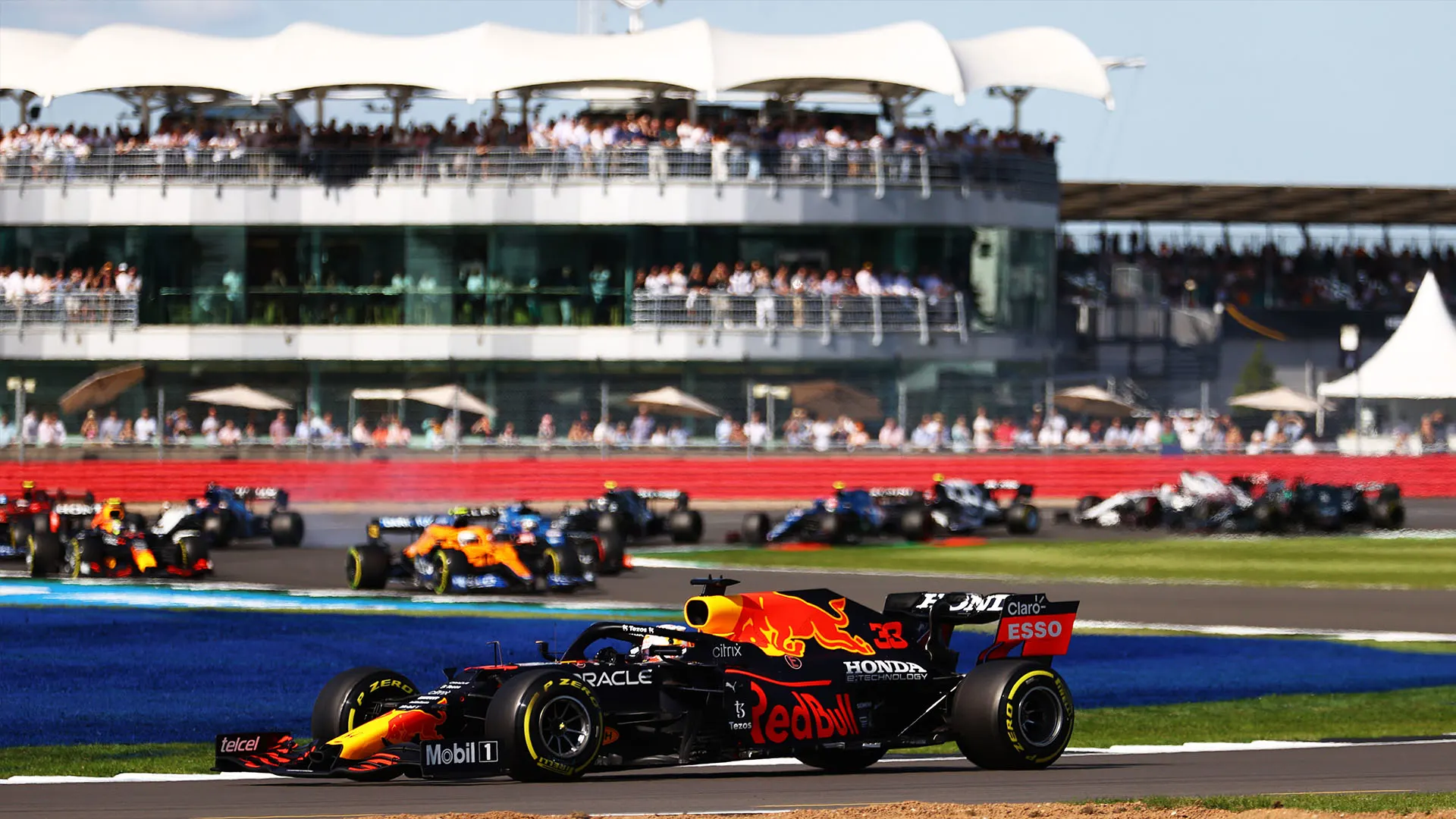 GettyImages-1329219489.jpg