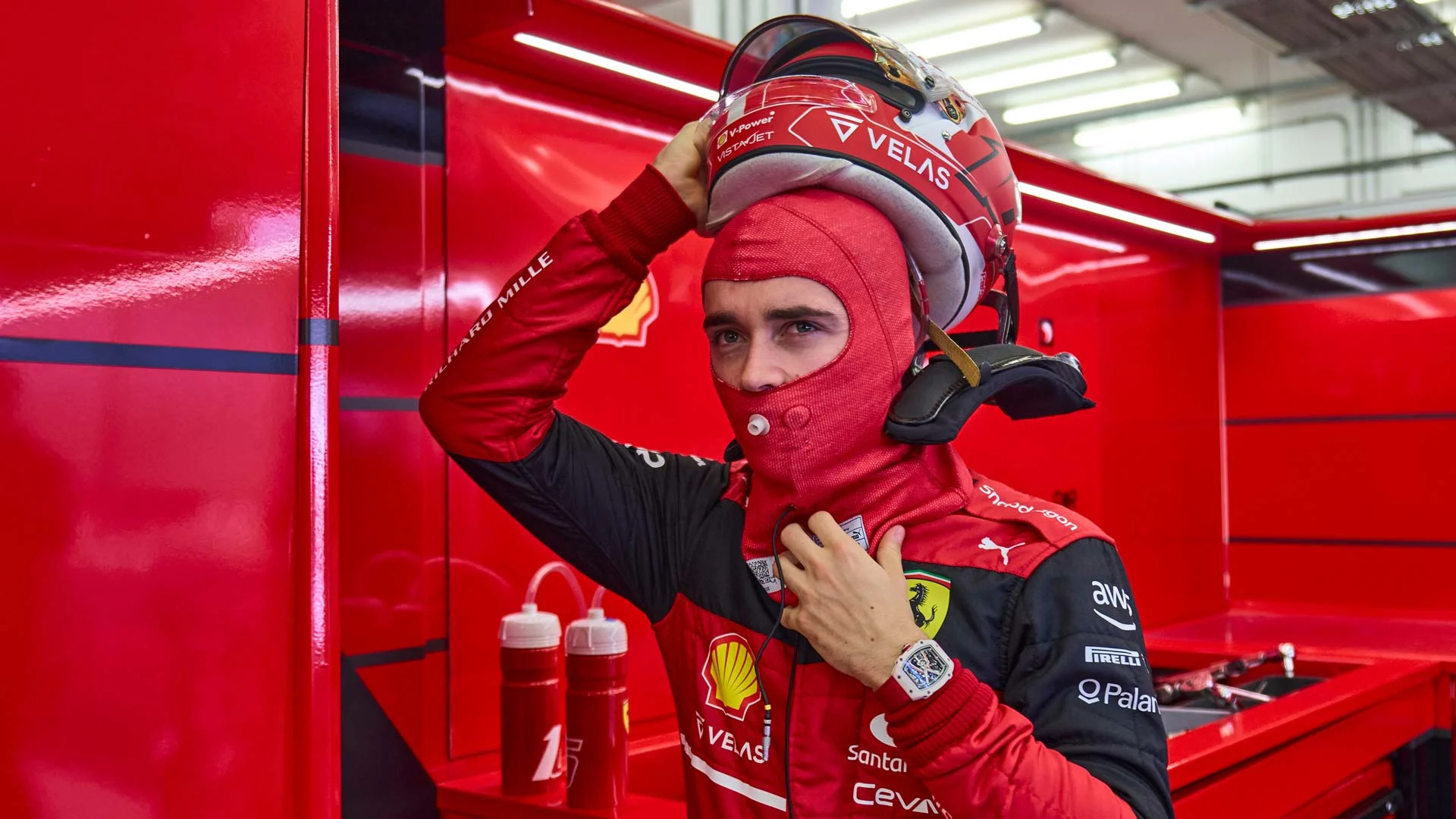 2200077-scuderia-ferrari-test-bahrain-2022-day-2.jpg