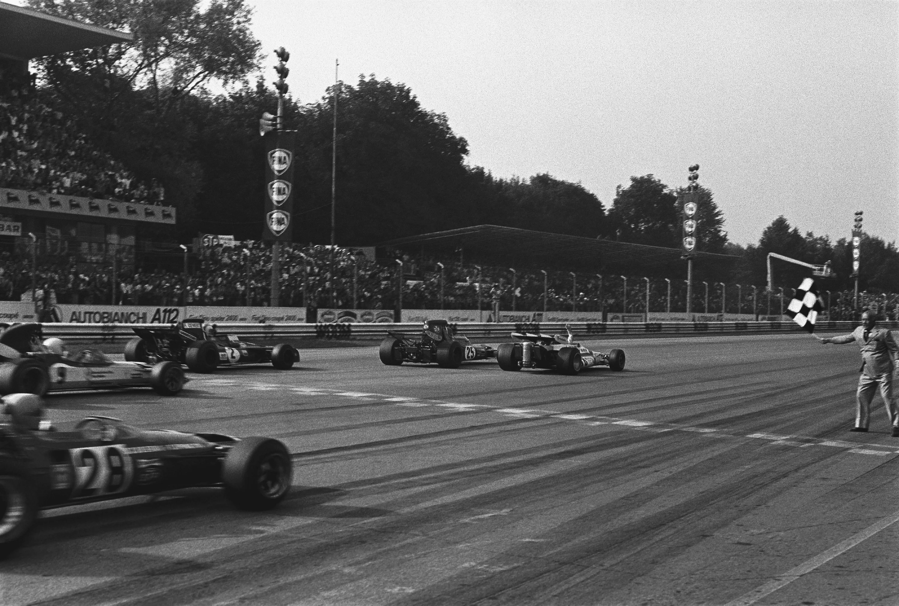 1971 Italian Grand Prix.
Monza, Italy. 5th September 1971.
Peter Gethin (BRM P160), Ronnie Peterson