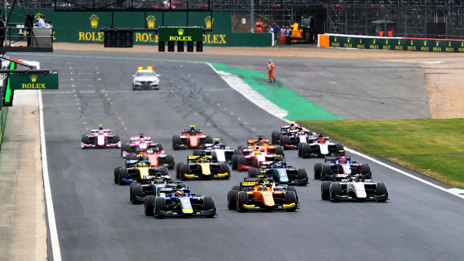 F2 start