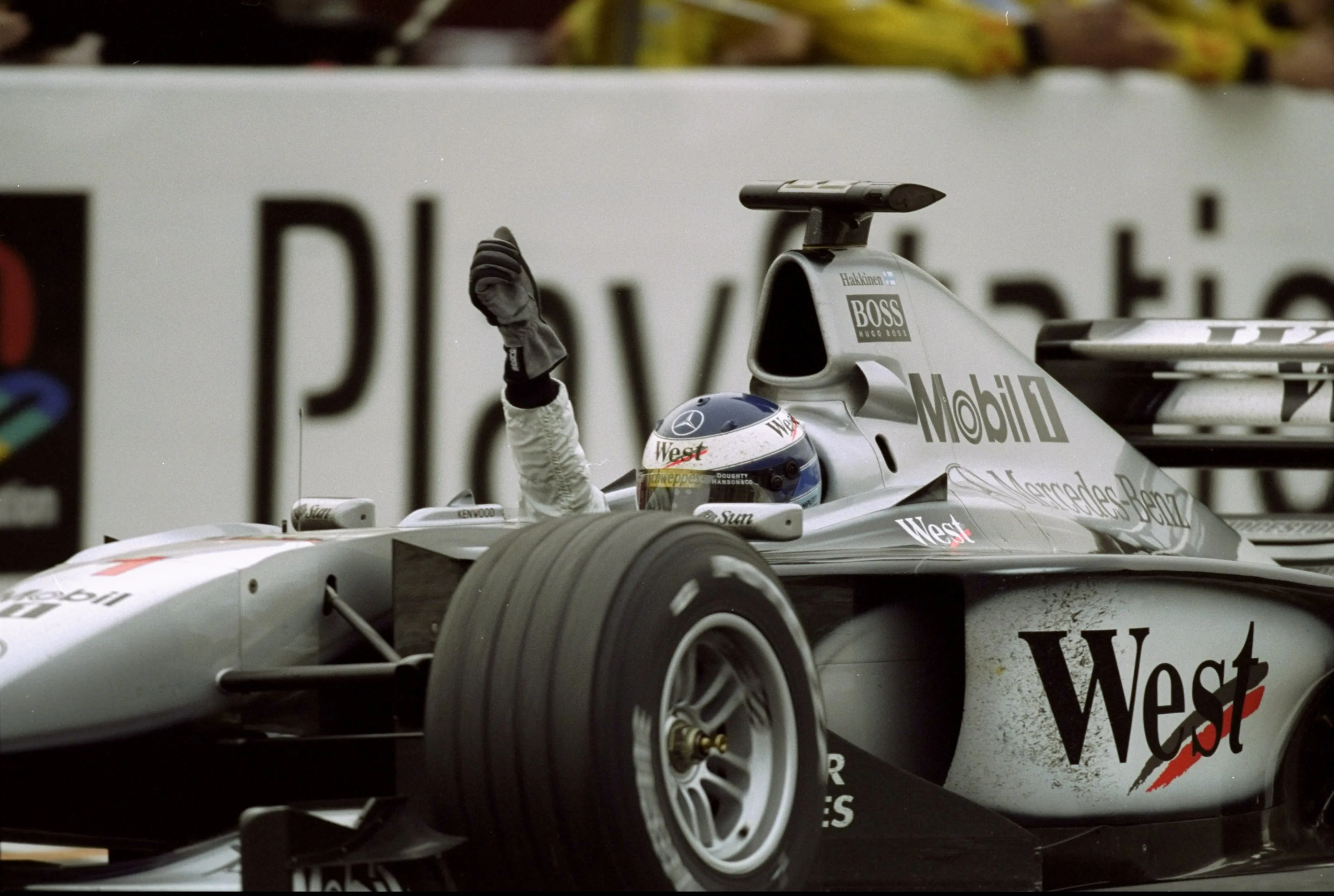 31 Oct 1999: McLaren Mercedes driver Mika Hakkinen wins the Formula One Japanese Grand Prix to