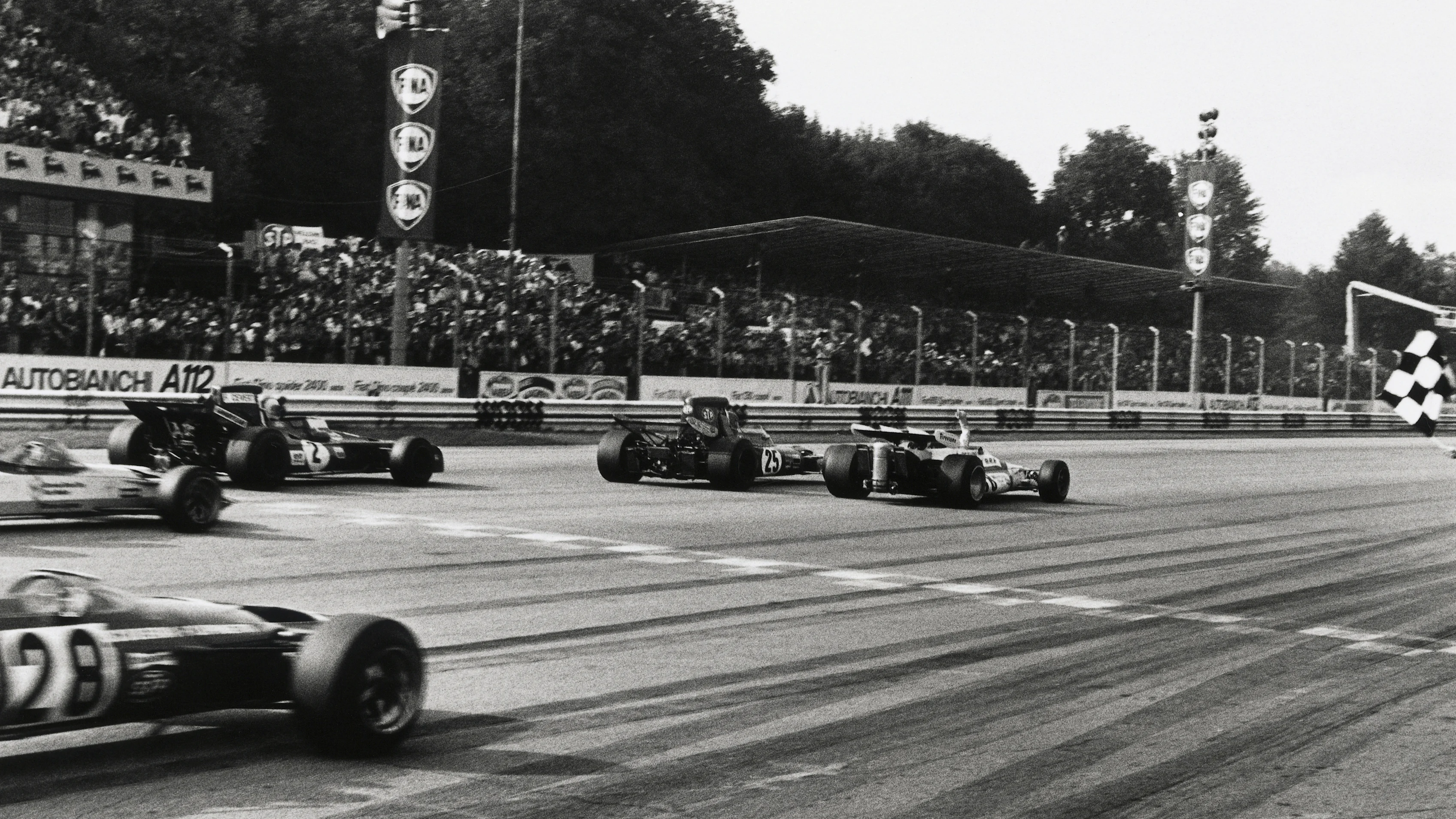 1971 Italian Grand Prix. Monza, Italy. 5 September 1971. Peter Gethin (BRM P160), Ronnie Peterson