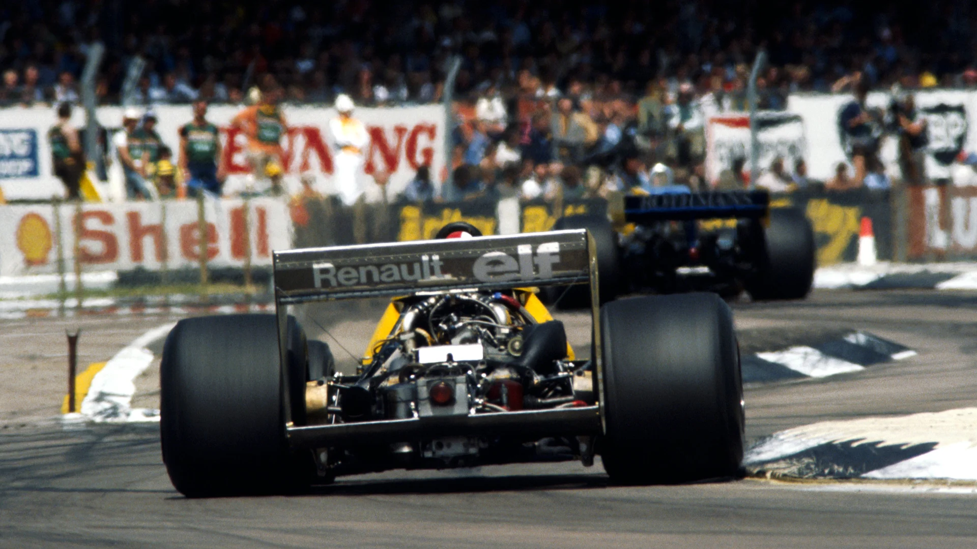 Jean-Pierre Jabouille (FRA) debuted the Renault RS01, qualifying twenty-fourth and retiring on lap