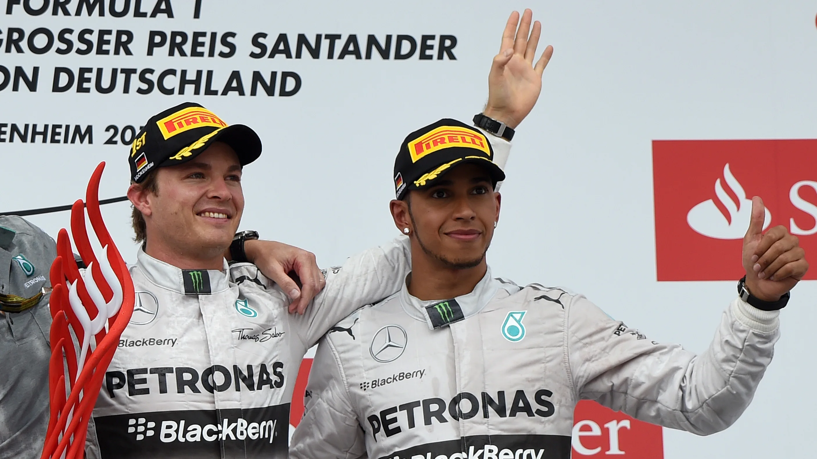 www.sutton-images.com (L to R): Valtteri Bottas (FIN) Williams, Simon Cole (GBR) Mercedes AMG F1