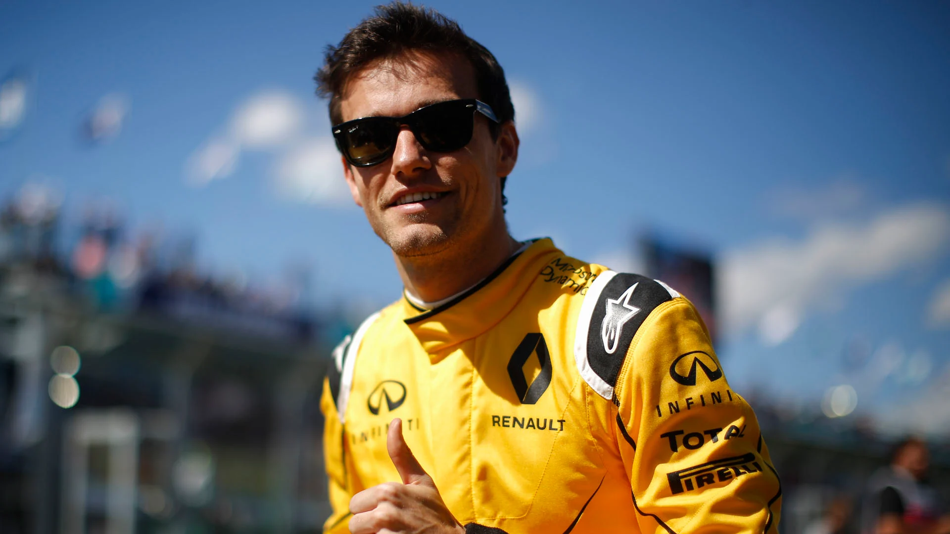 www.sutton-images.com Jolyon Palmer (GBR) Renault Sport F1 Team at the drivers parade at Formula