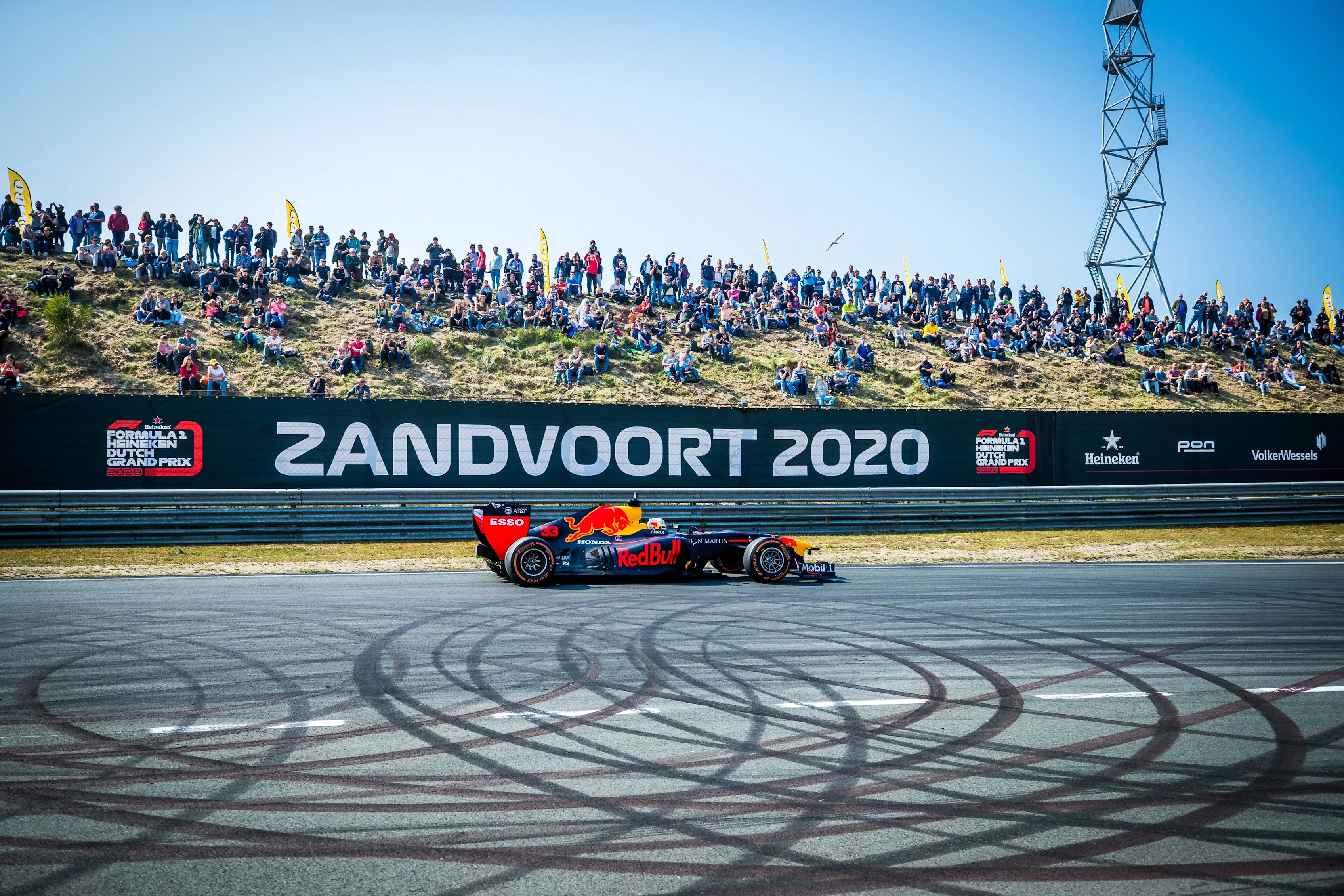 Max-Verstappen-compressor.jpg