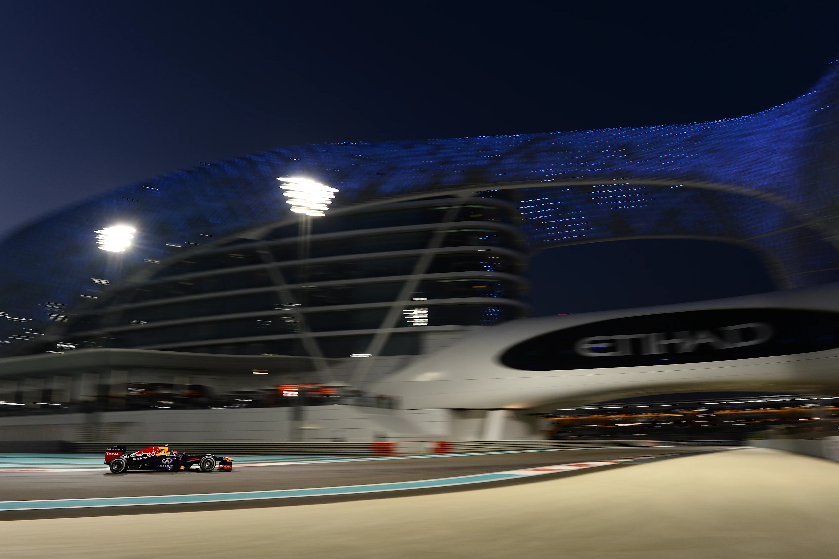 Sebastian Vettel (GER) Red Bull Racing RB9. Formula One World Championship, Rd17, Abu Dhabi Grand Prix, Race Day, Yas Marina Circuit, Abu Dhabi, UAE, Sunday, 3 November 2013