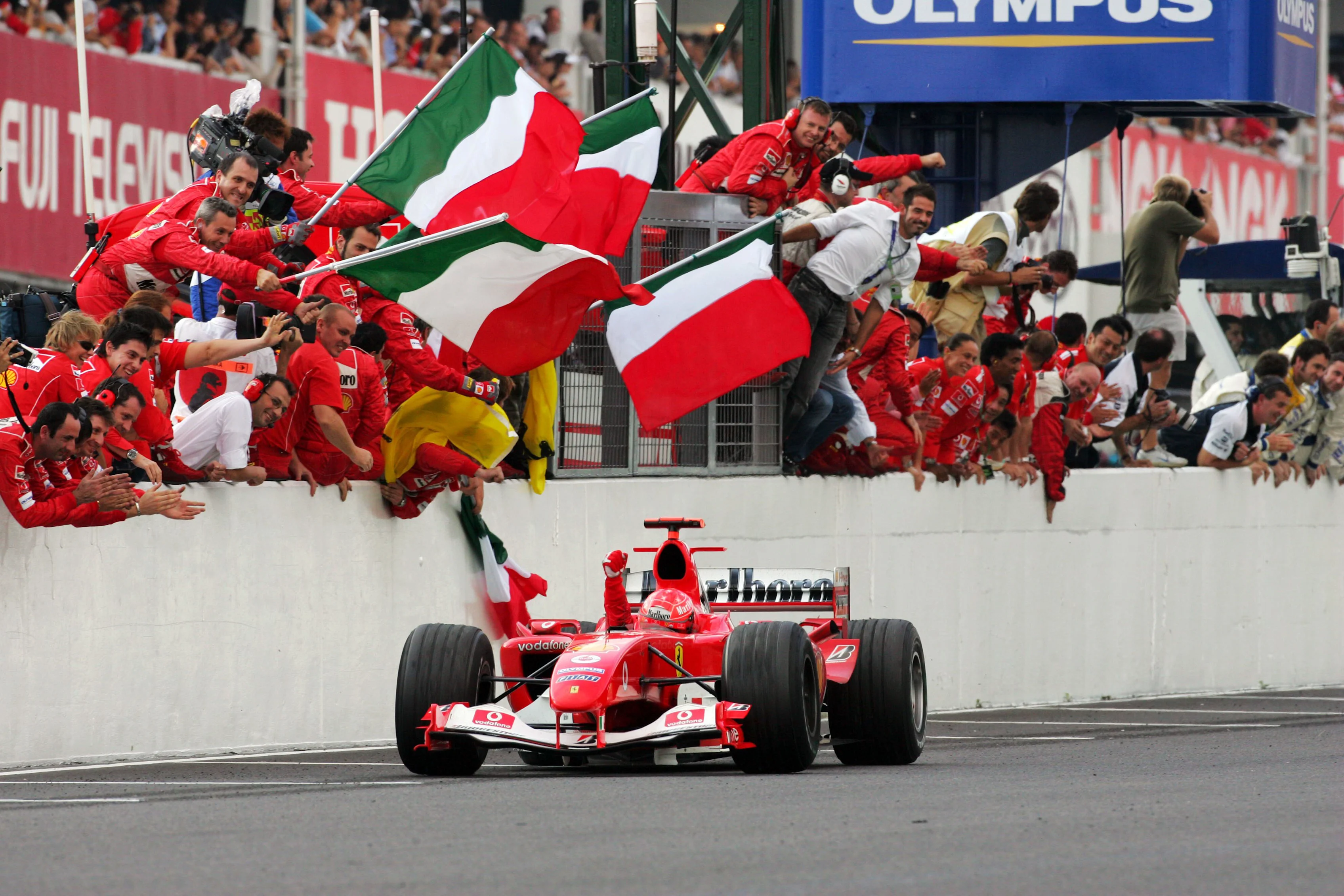 Michael Schumacher (GER) Ferrari F2004
Formula One World Championship, Rd17, Japanese Grand Prix,