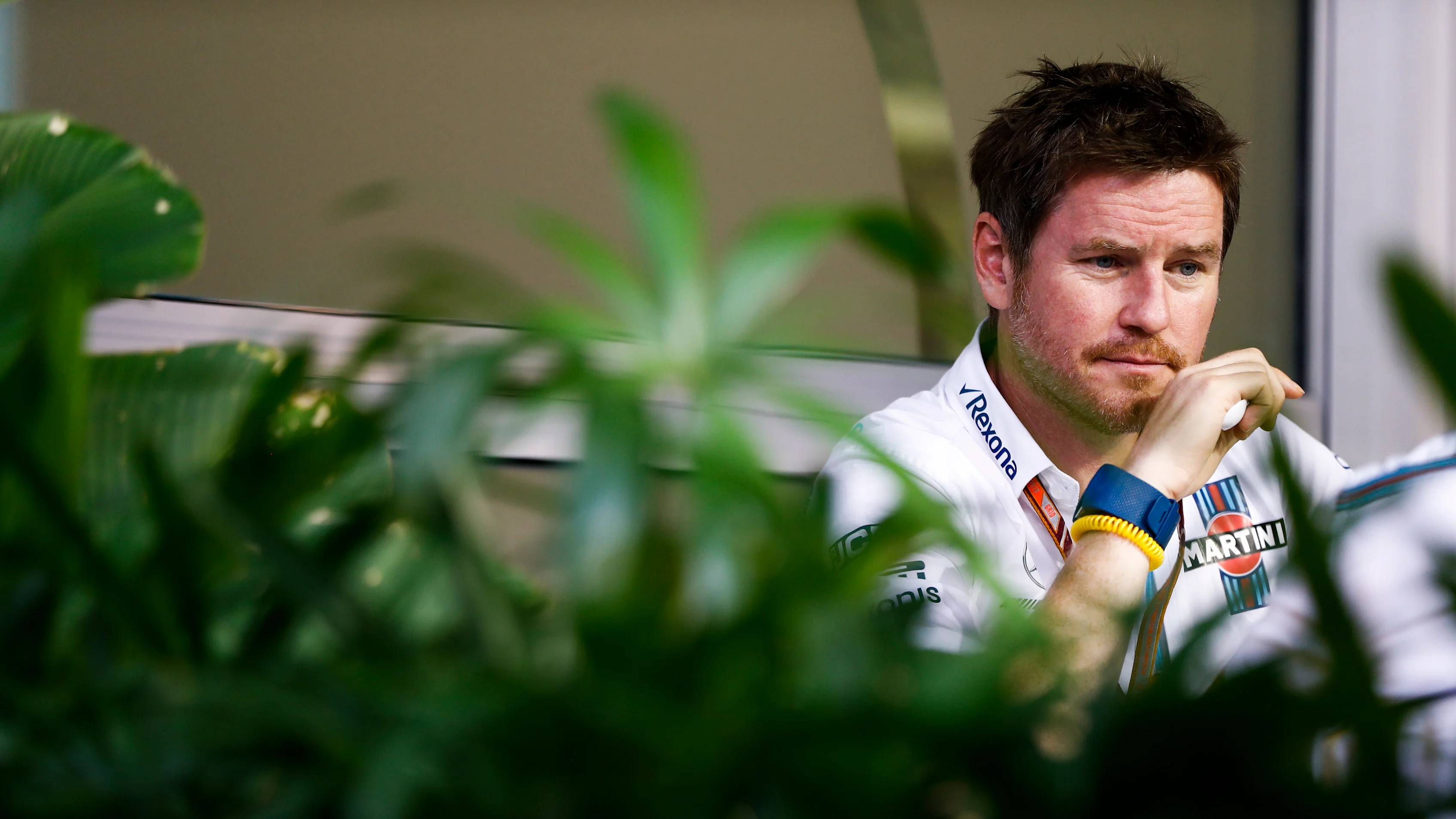 SINGAPORE STREET CIRCUIT, SINGAPORE - SEPTEMBER 16: Rob Smedley, Head of Vehicle Performance,