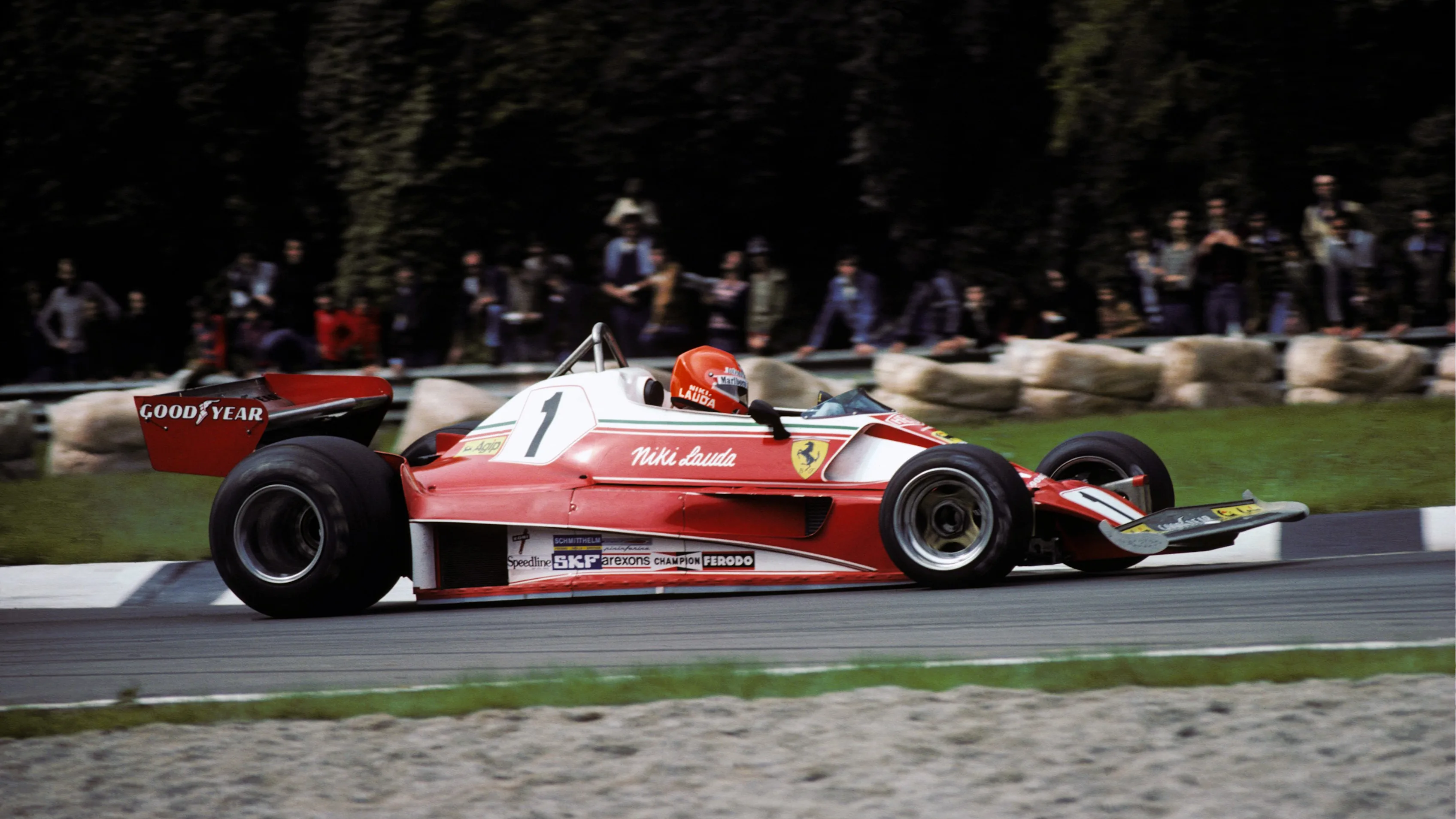 Fourth place finisher Niki Lauda (AUT) Ferrari 312T2 made a heroic return to Formula One following