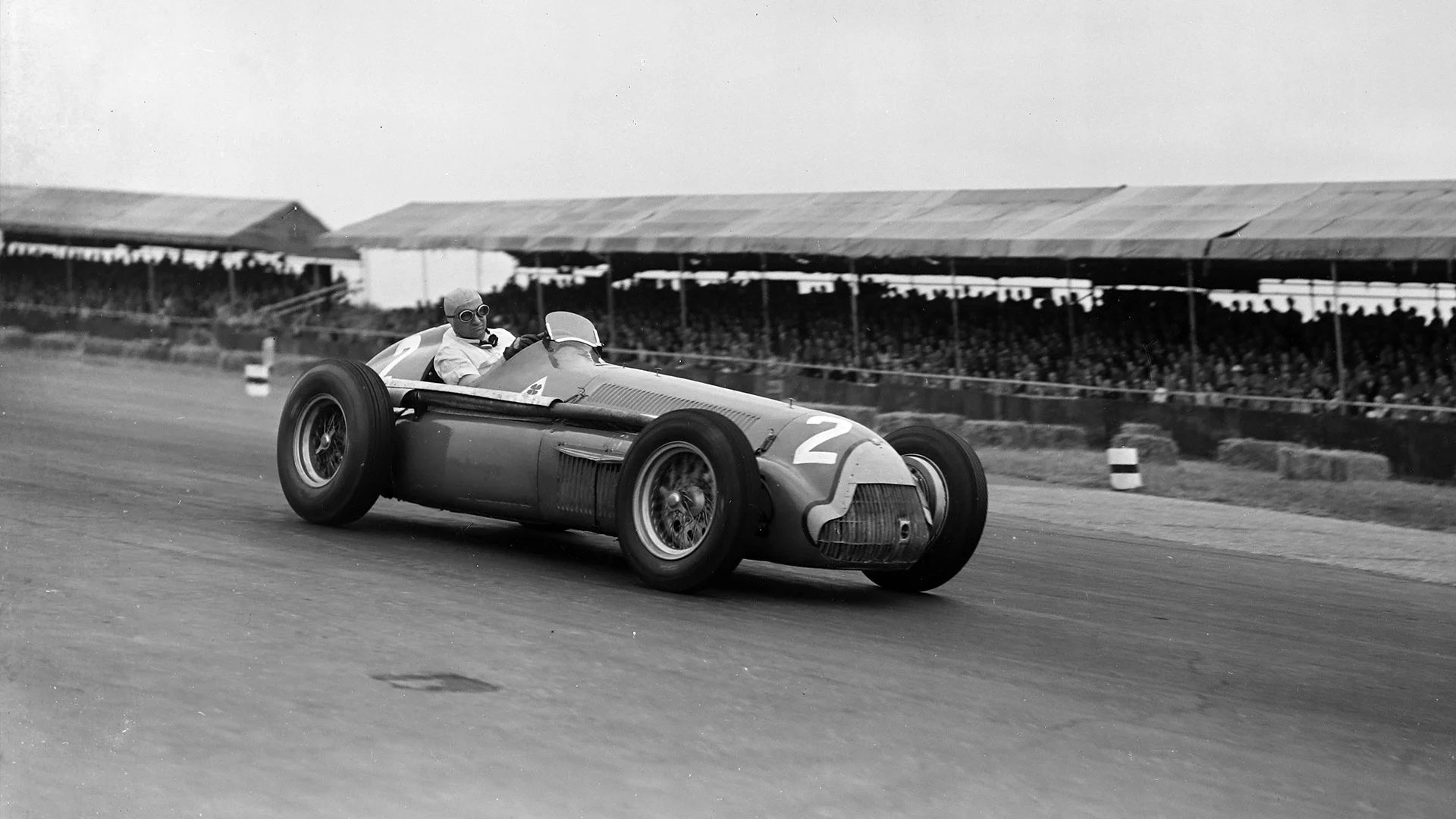 Fangio-Alfa-159-1951.jpg