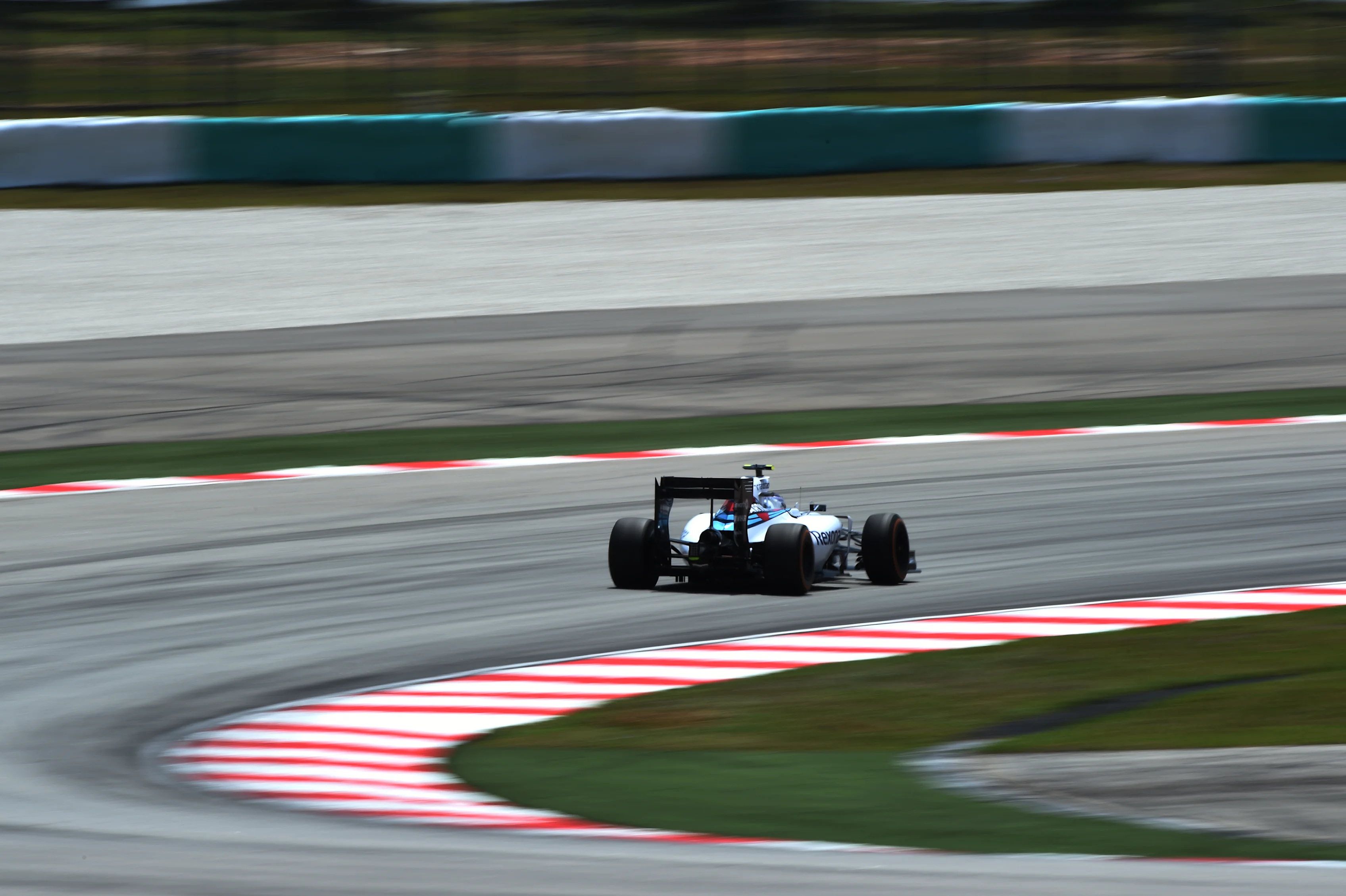 Valtteri Bottas (FIN) Williams FW37 at Formula One World Championship, Rd2, Malaysian Grand Prix, Practice, Sepang, Malaysia, Friday 27  March 2015. © Sutton Motorsport Images