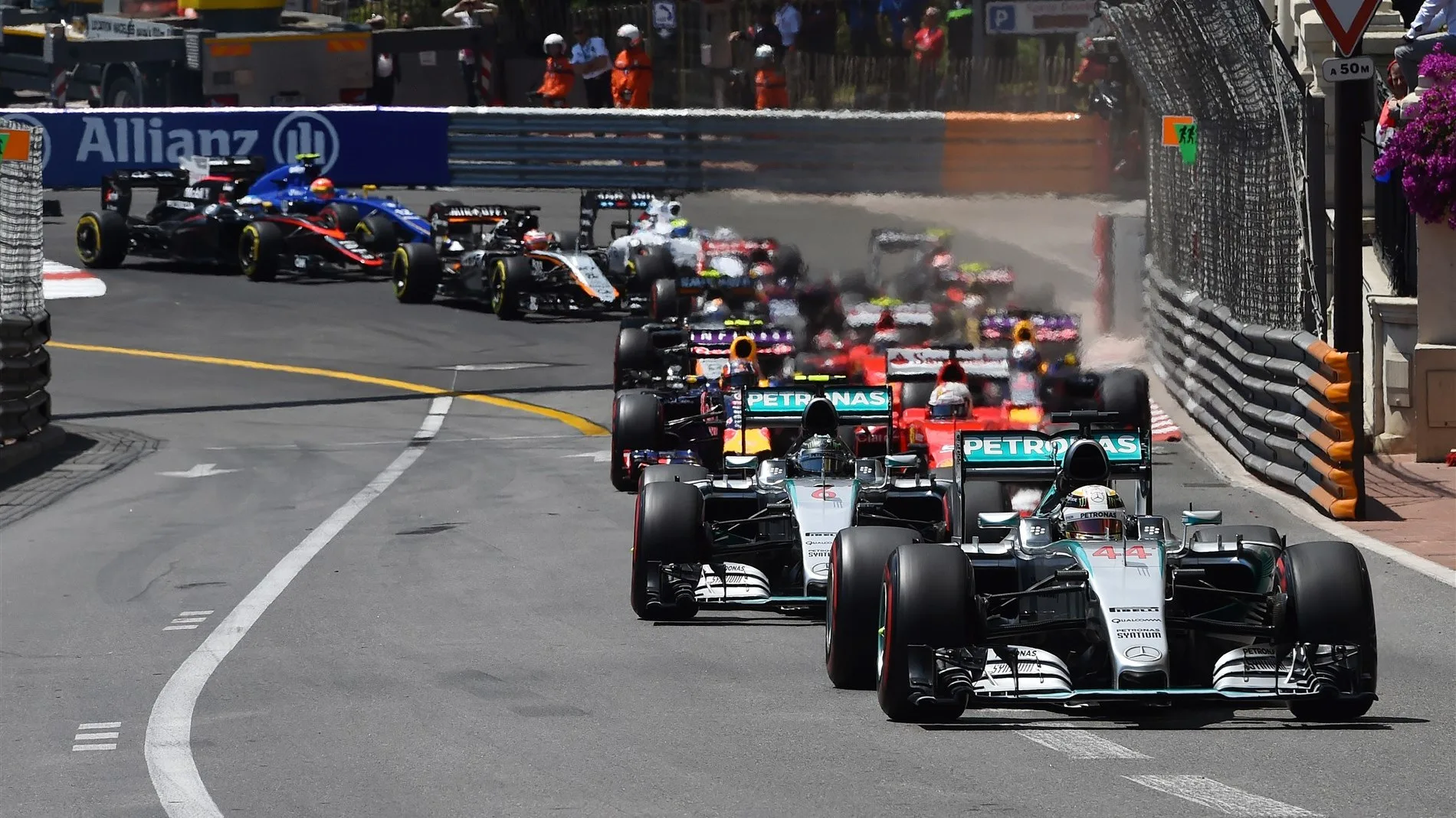 Lewis Hamilton (GBR) Mercedes AMG F1 W06 leads at the start of the race at Formula One World