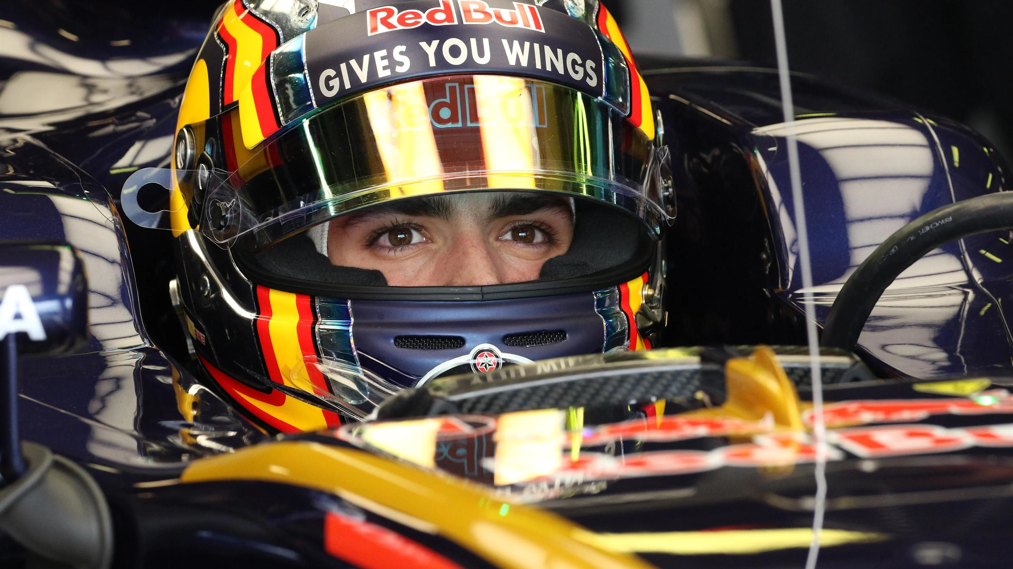 Carlos Sainz jr (ESP) Scuderia Toro Rosso STR11 at Formula One World Championship, Rd1, Australian
