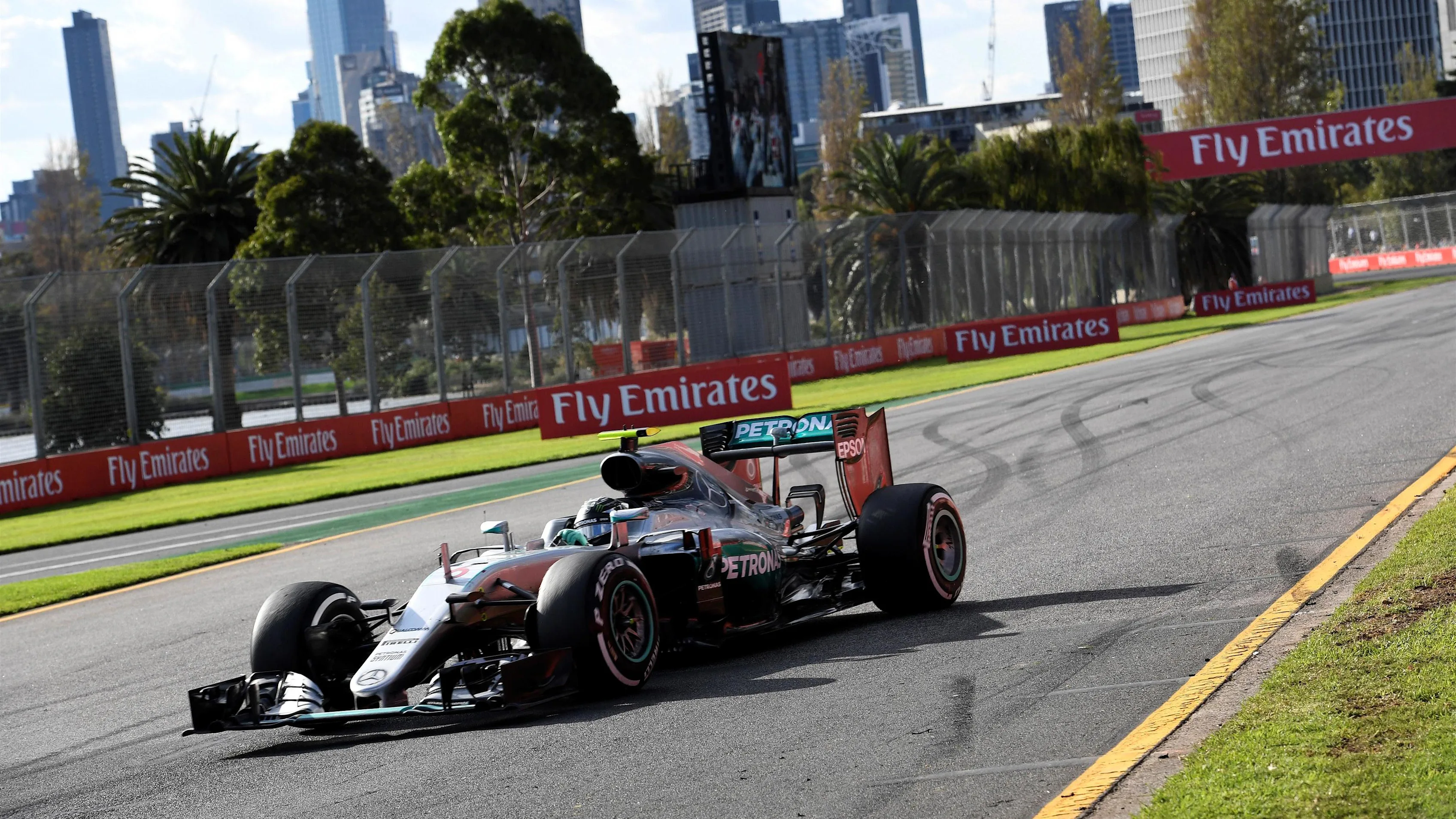 Nico Rosberg (GER) Mercedes-Benz F1 W07 Hybrid at Formula One World Championship, Rd1, Australian
