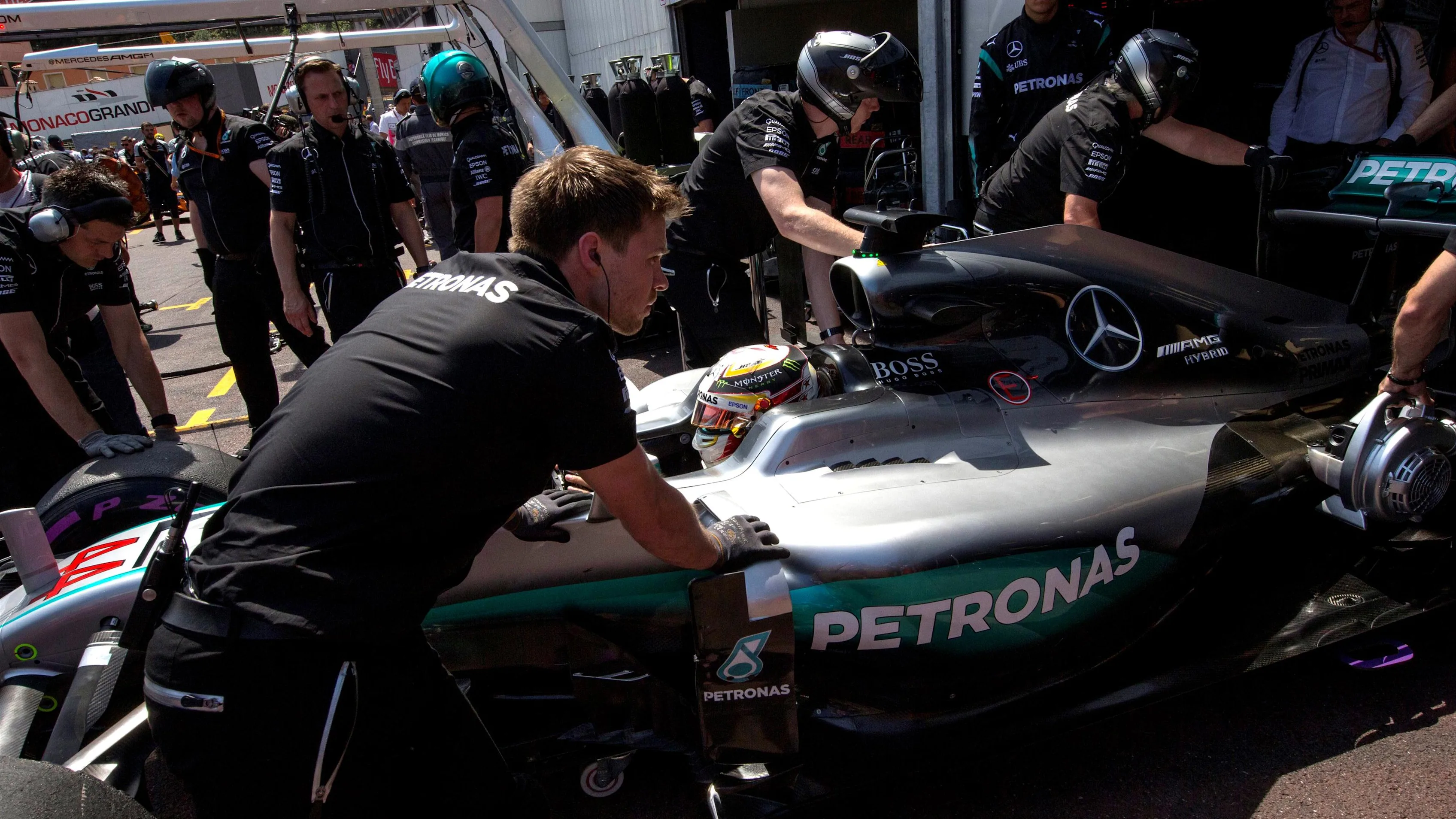 Lewis Hamilton (GBR) Mercedes-Benz F1 W07 Hybrid at Formula One World Championship, Rd6, Monaco