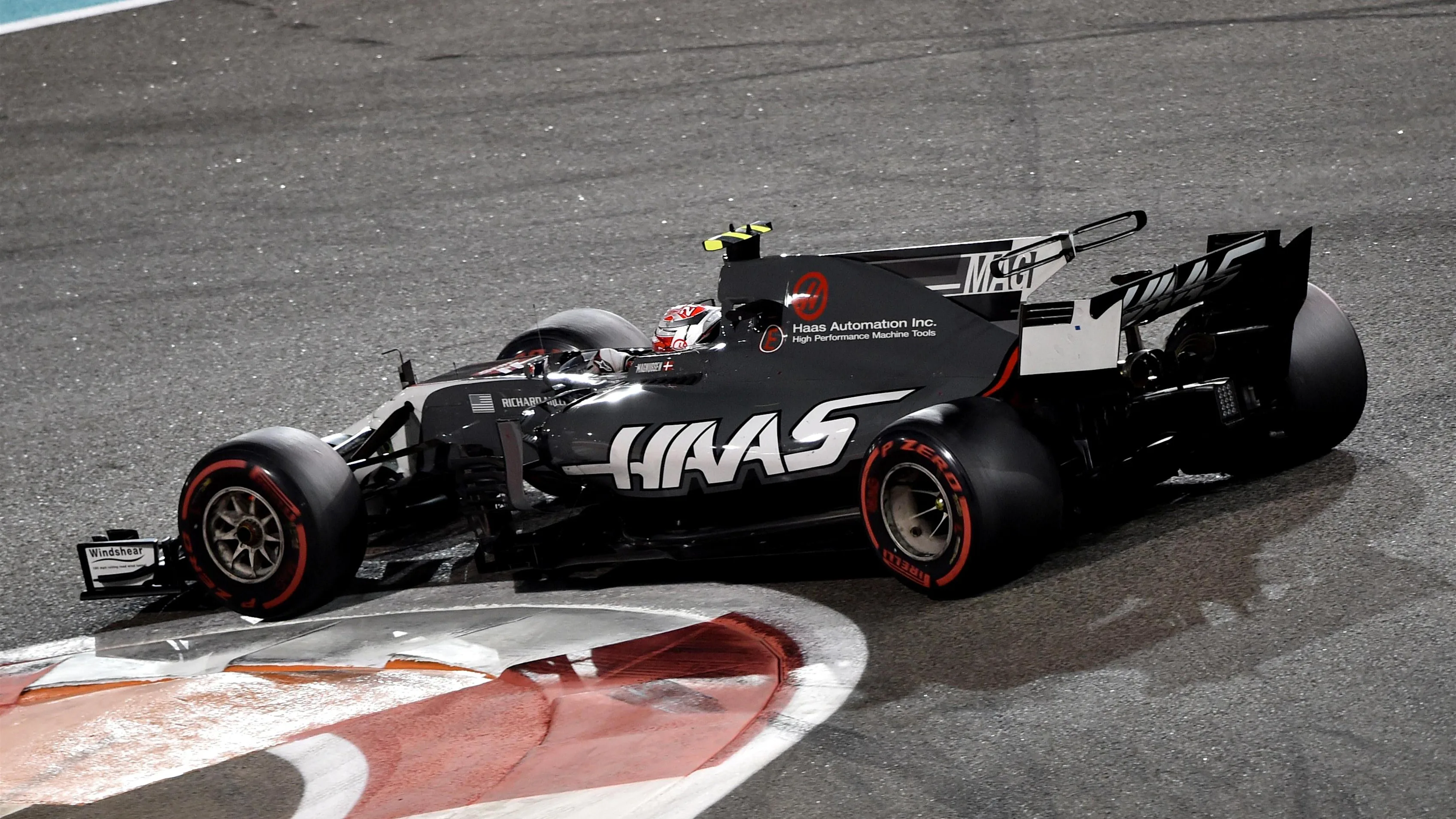 Kevin Magnussen (DEN) Haas VF-17 at Formula One World Championship, Rd20, Abu Dhabi Grand Prix, Race, Yas Marina Circuit, Abu Dhabi, UAE, Sunday 26 November 2017. © Simon Galloway/Sutton Images