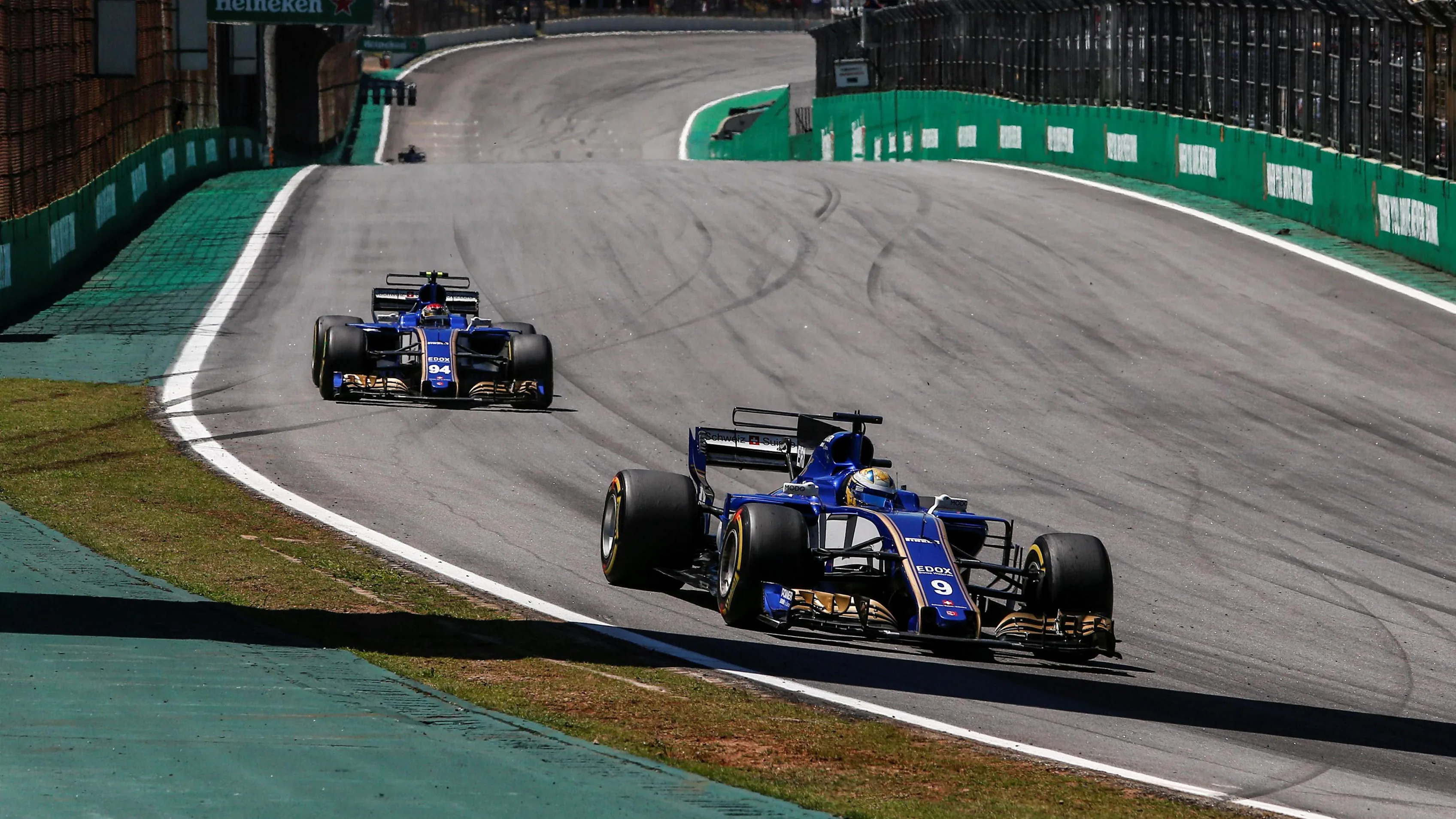 Marcus Ericsson (SWE) Sauber C36 and Pascal Wehrlein (GER) Sauber C36 at Formula One World