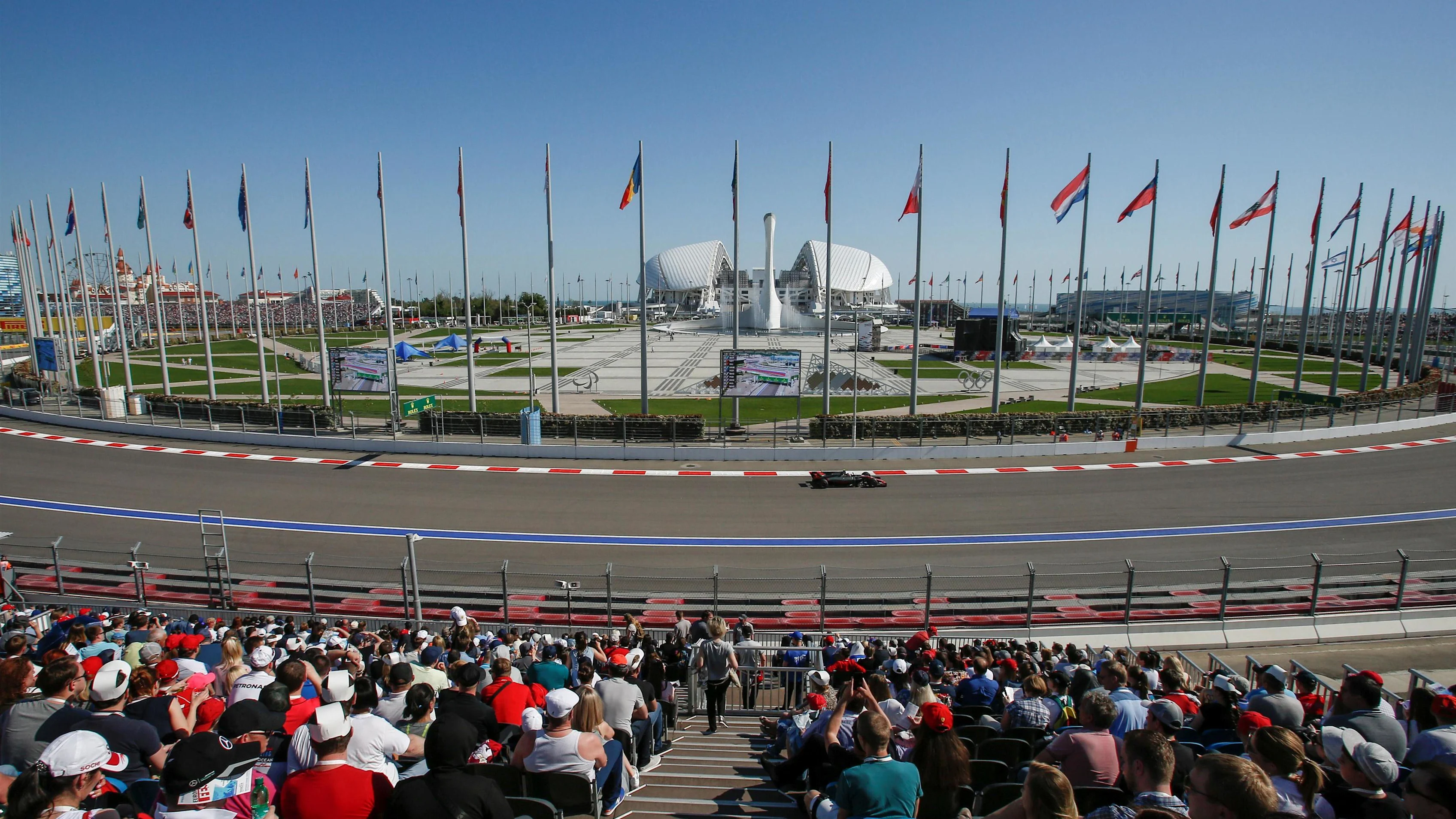 Kevin Magnussen (DEN) Haas VF-17 at Formula One World Championship, Rd4, Russian Grand Prix, Race,
